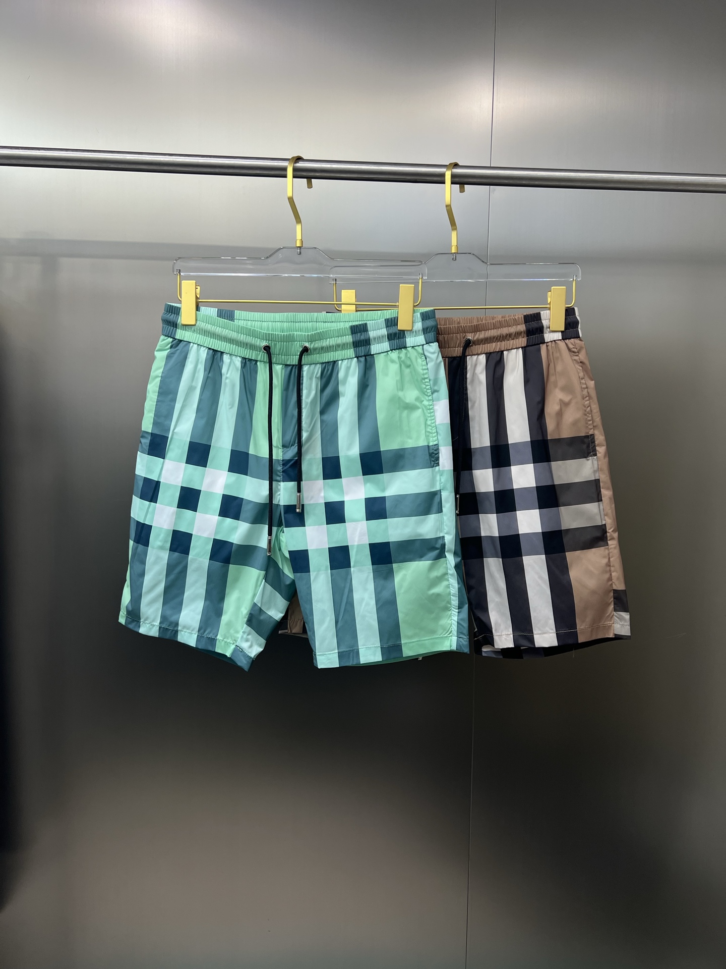 NO:136810,Burberry new quick-dry shorts Size M-4XL, burberry, shorts, alexander wang19860909巴宝莉 新款速干短裤 码数M-4XL,,burberry,shorts,alexander wang,Men's clothing