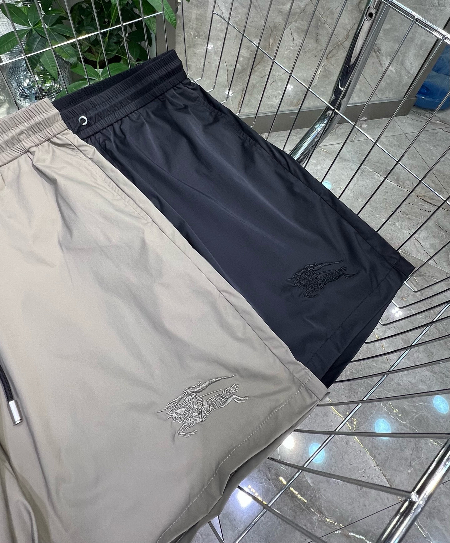 NO:508249,Burberry new quick-dry shorts Size M-4XL, burberry, shorts, alexander wang19860909巴宝莉 新款速干短裤 码数M-4XL,,burberry,shorts,alexander wang,Men's clothing