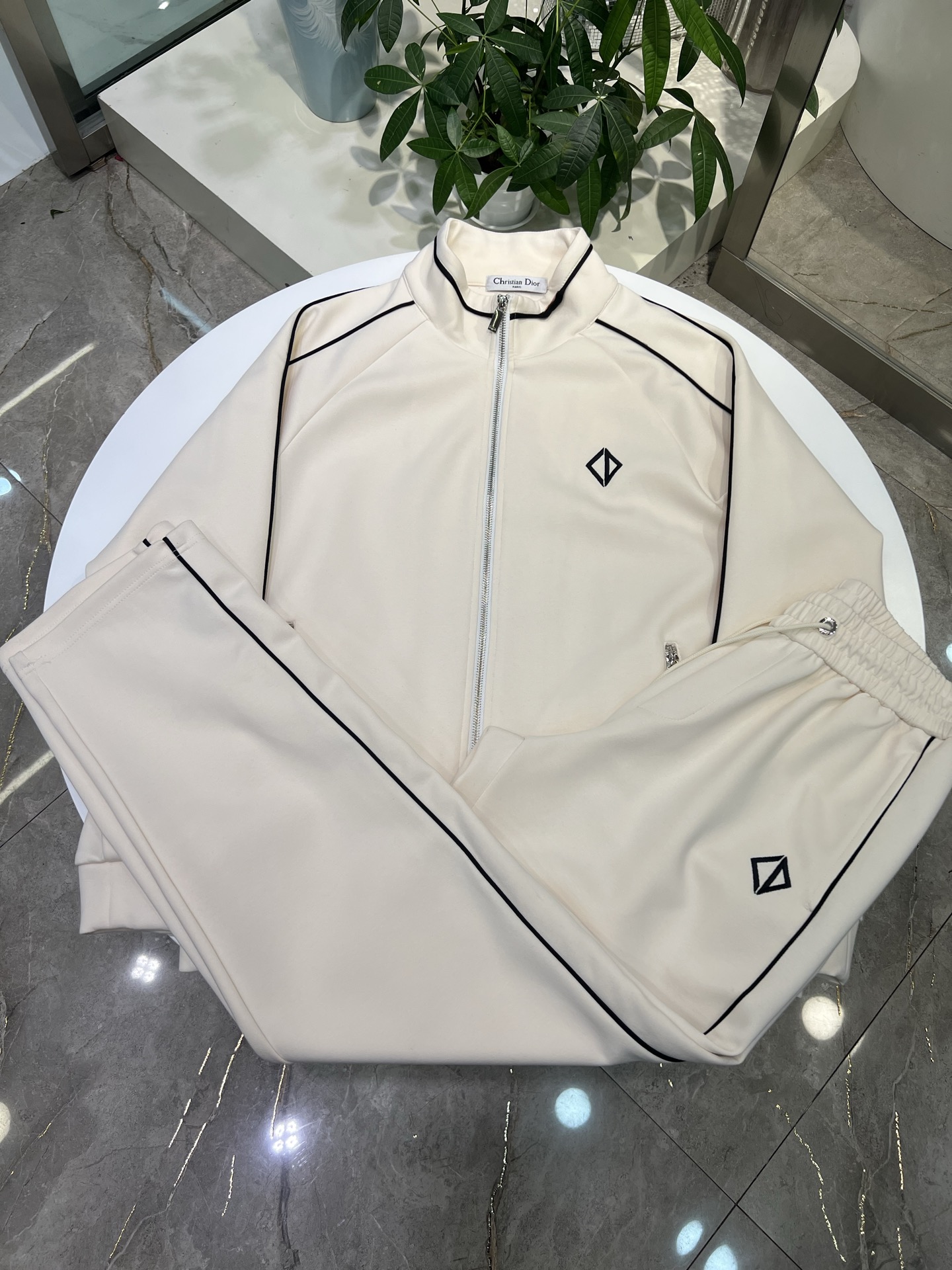 NO:516083,200 catties CD new set size M-3xl, alexander wang19860909可穿200斤 CD 新款套装 码数M-3xl,,alexander wang,Men's clothing