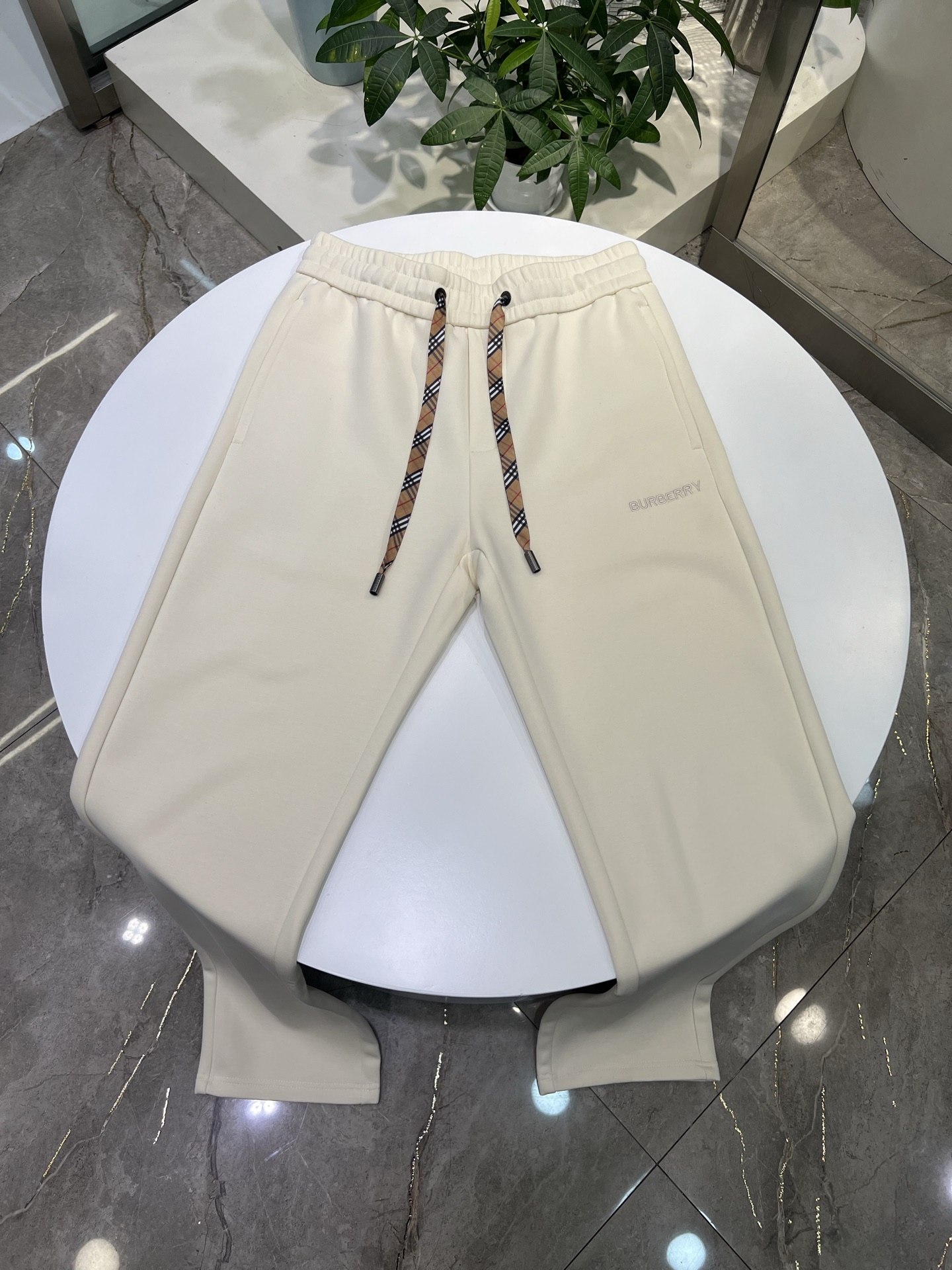 NO:520541,Burberry ｜Autumn cotton pants｜ -4xL, burberry, alexander wang19860909巴宝莉 ｜秋款棉裤｜ -4xL,,burberry,alexander wang,Men's clothing