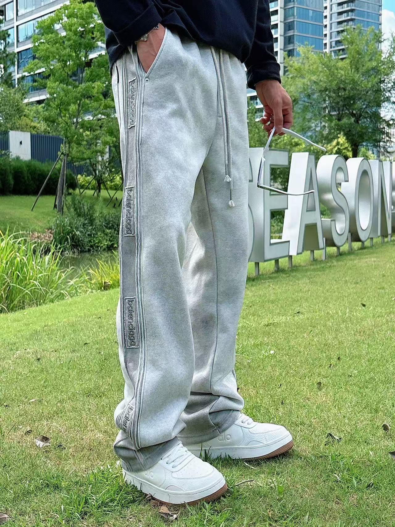 NO:610905,Balenciaga | Autumn casual pants | -4xL,,balenciaga,alexander wang19860909巴黎世家 ｜秋款休闲裤｜ -4xL,,balenciaga,alexander wang,Men's clothing