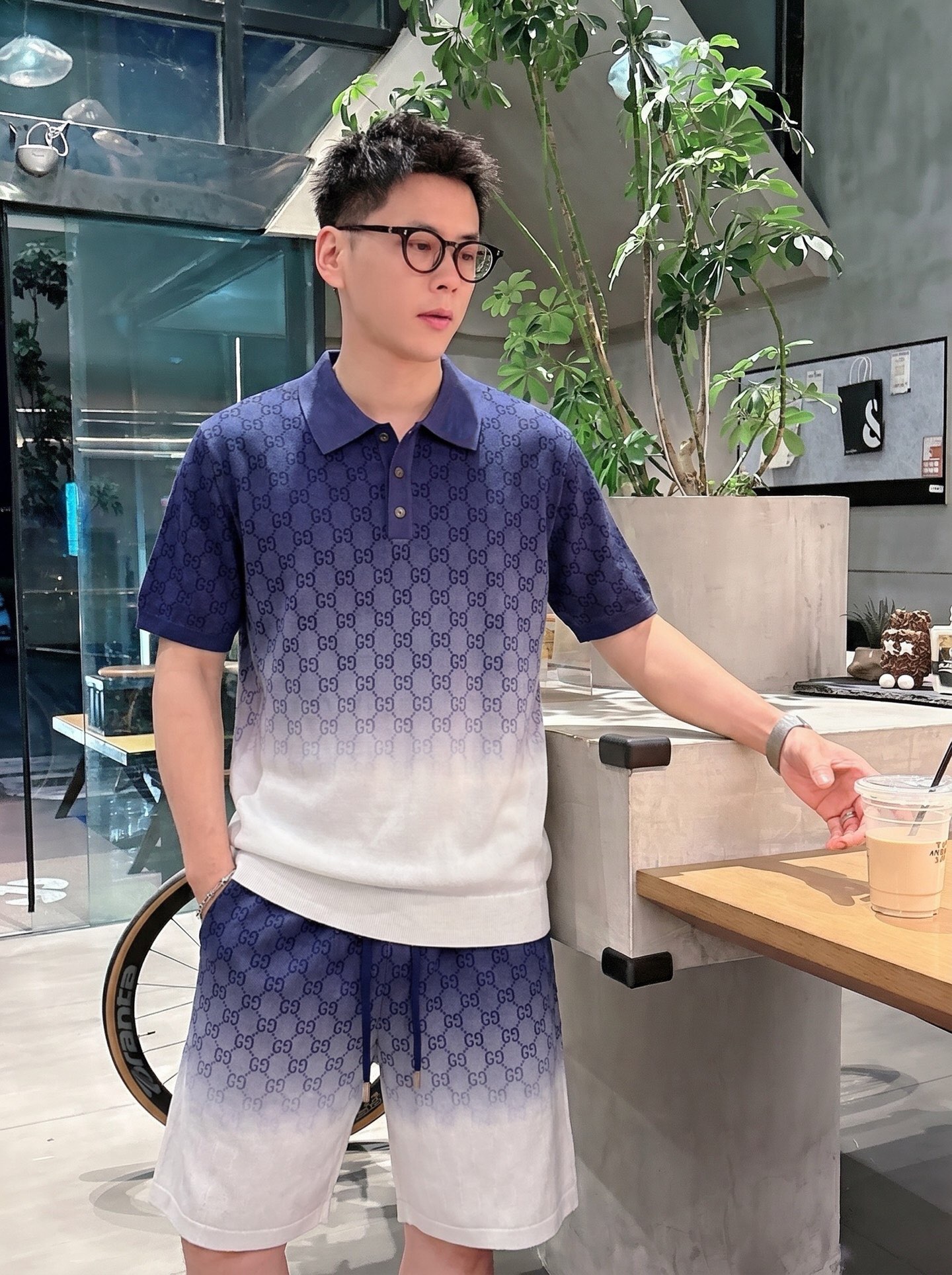 NO:954114,New season Gucci suit(_)ヾ Summer new style S-xL,,gucci,19860909New season 古驰套装(_)ヾ 夏季新款 S-xL,,gucci,,Men's clothing