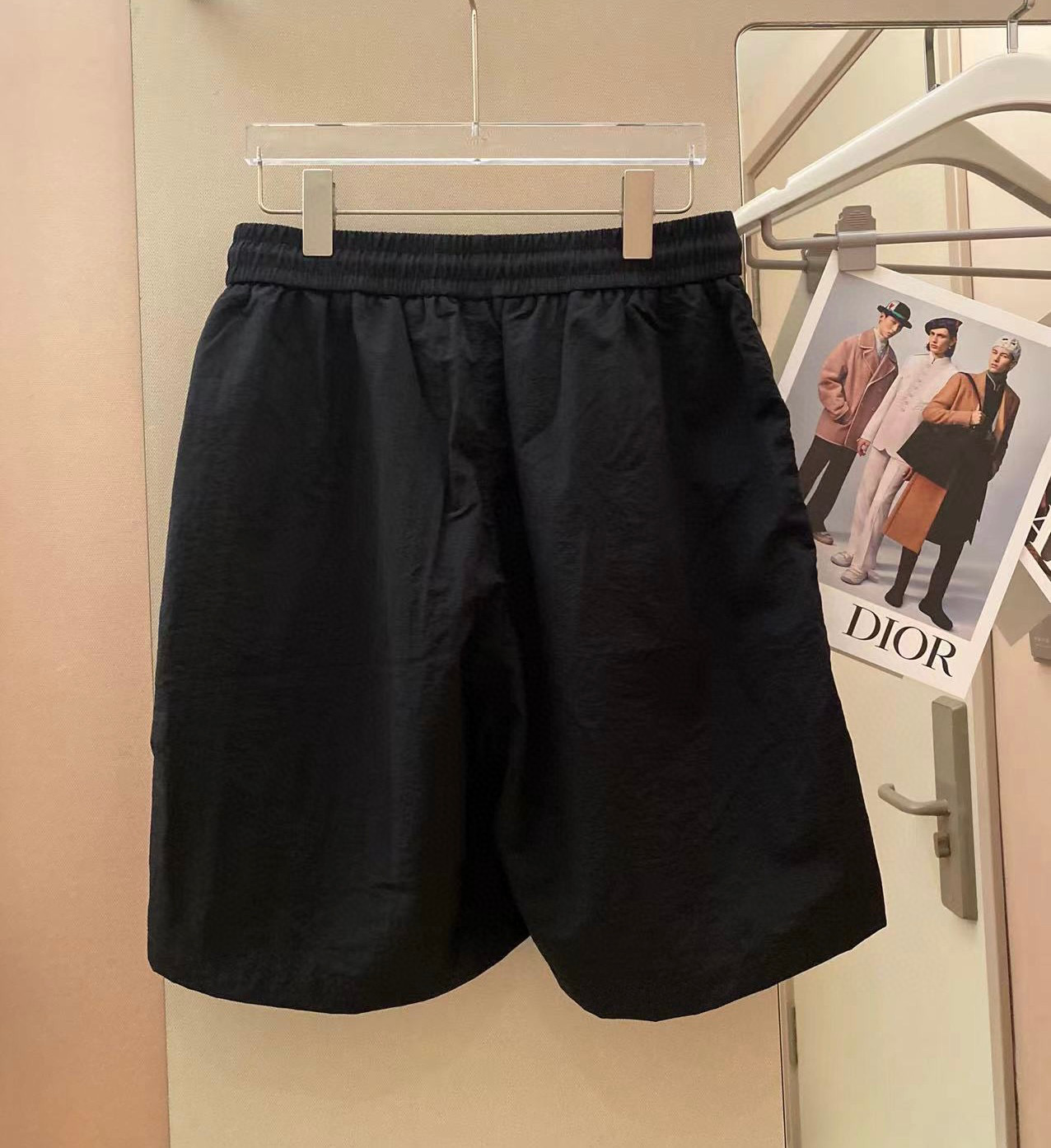 Miumiu 2025 Summer Shorts: Rapid Sweat Absorption, Stylish Design, Practical Pockets. - 图片 9