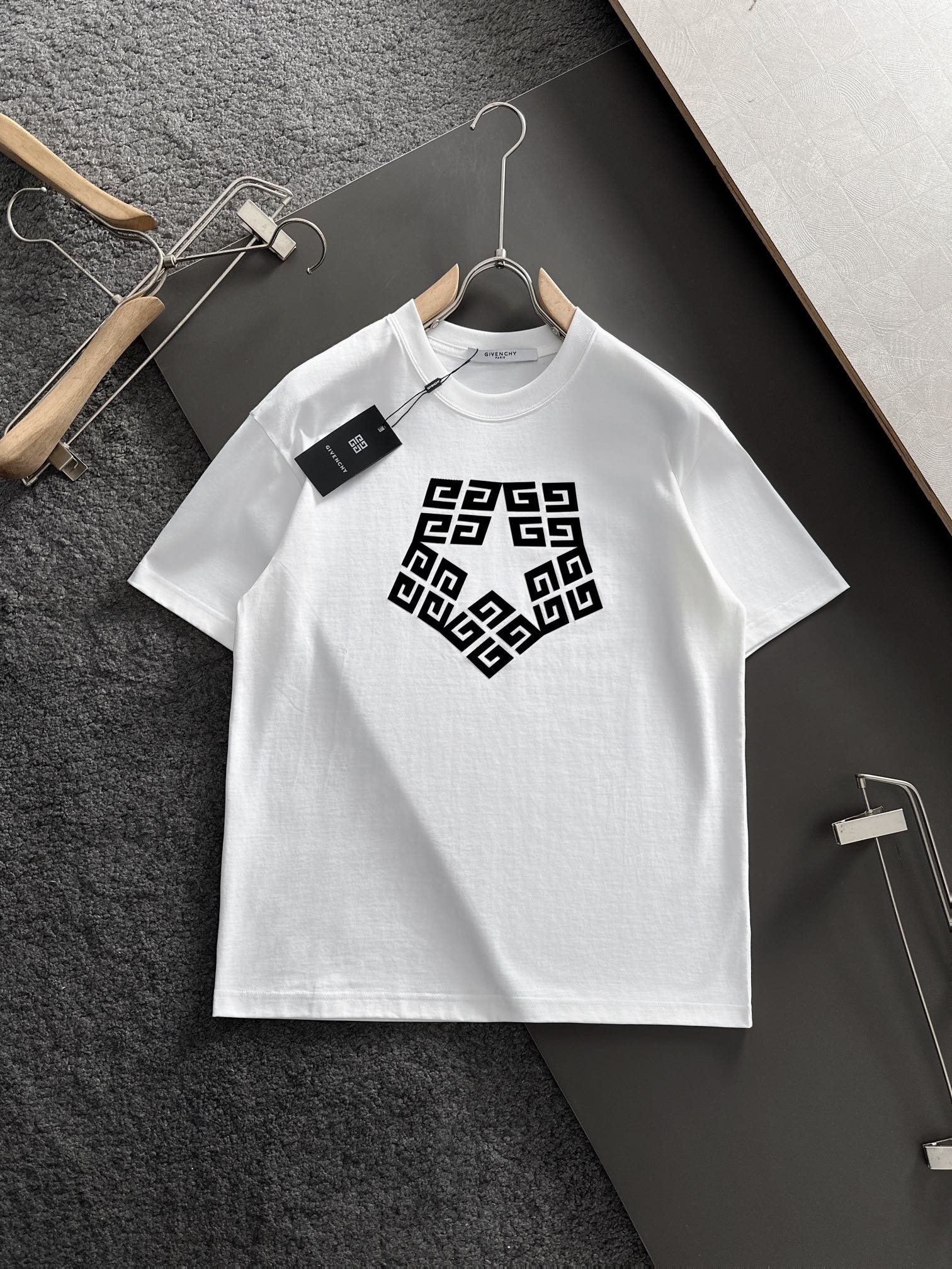 Las últimas mangas cortas estampadas de 2024 de Givenchy, mangas cortas originales de mostrador de alta calidad, telas …