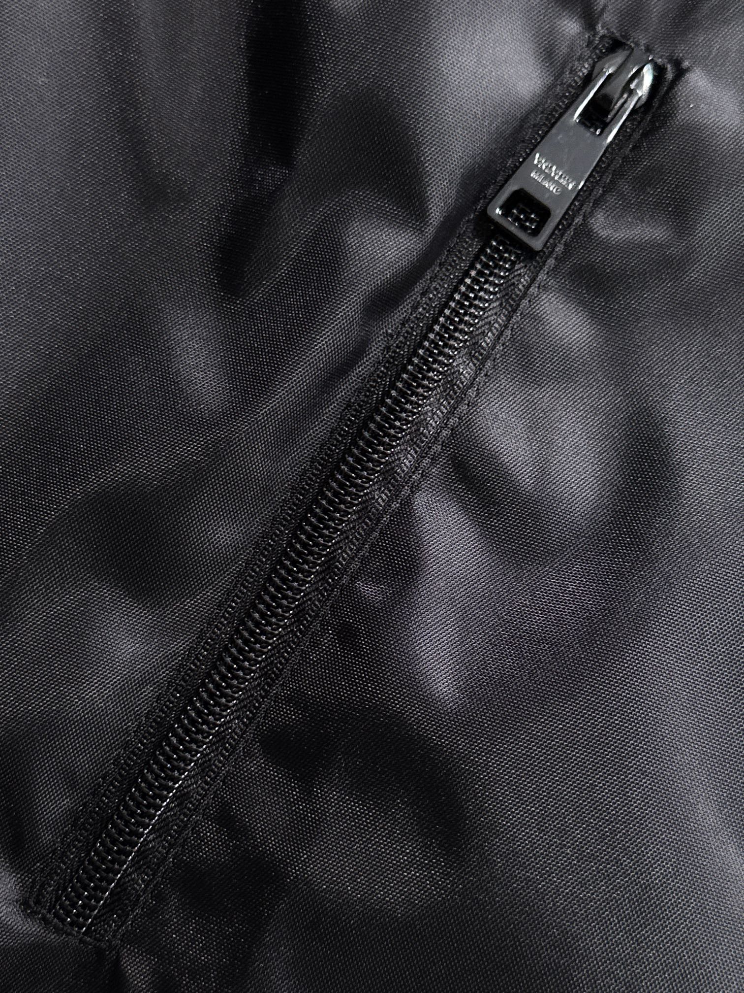 BAL2024年开春专柜爆款男士商务风衣高版本夹克原版1比1外套时尚都市款特供面料都是英国进口的超薄聚酯
