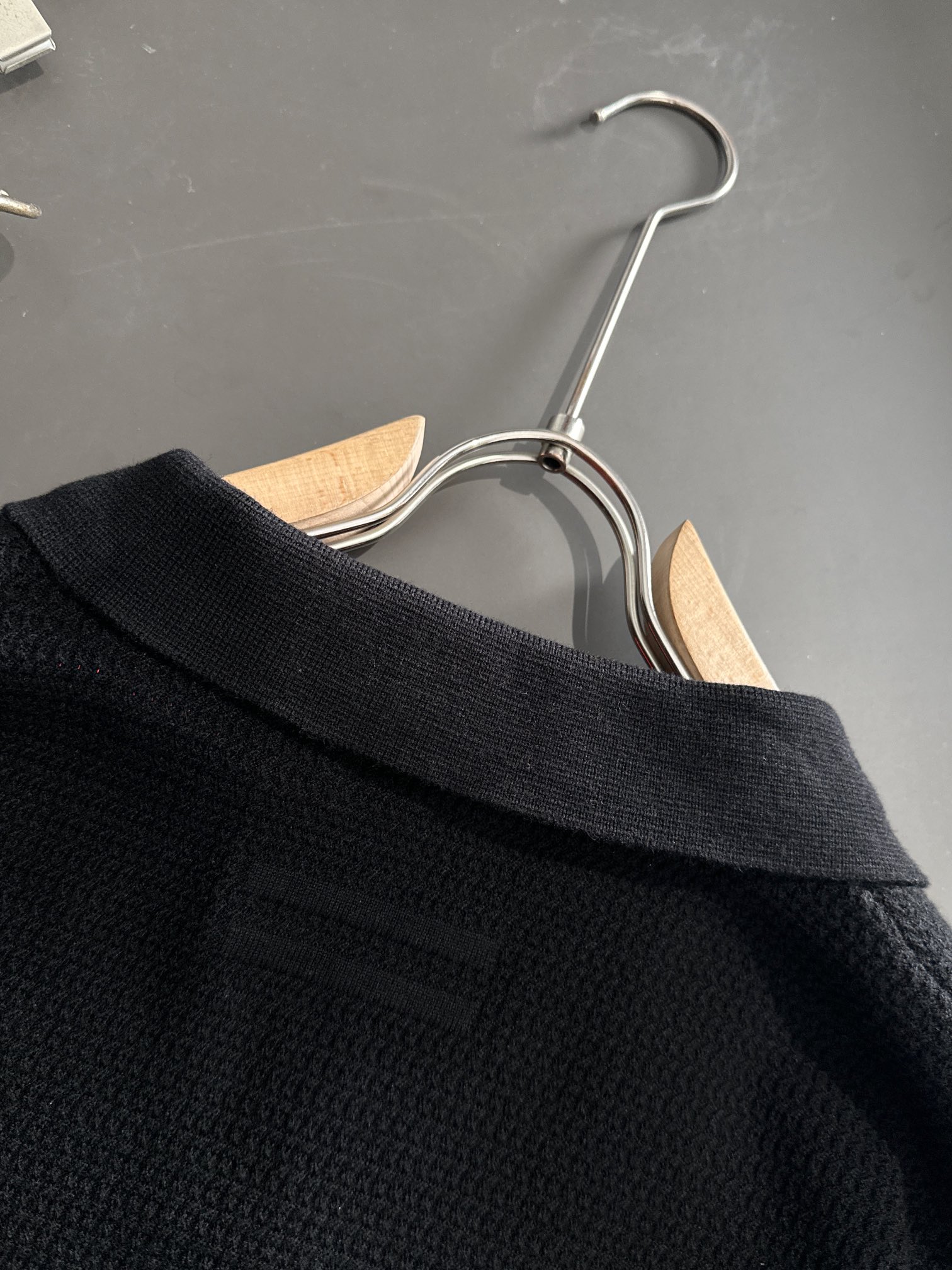 ZG 2025FW秋冬最新三叉绣标男士翻领针织衫毛衣整衣采用菠萝针织法 穿在身上看花纹并不明显近看才能领