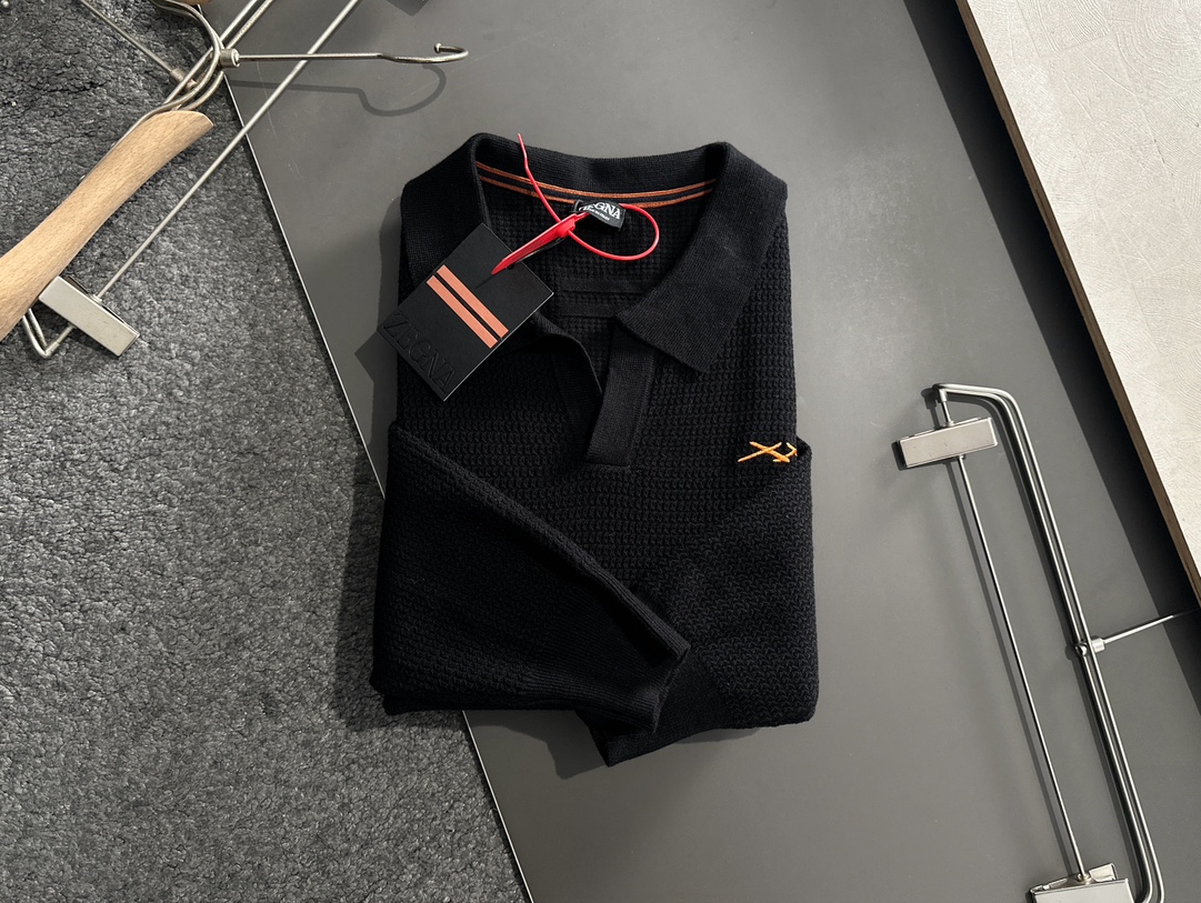 ZG 2025FW秋冬最新三叉绣标男士翻领针织衫毛衣整衣采用菠萝针织法 穿在身上看花纹并不明显近看才能领