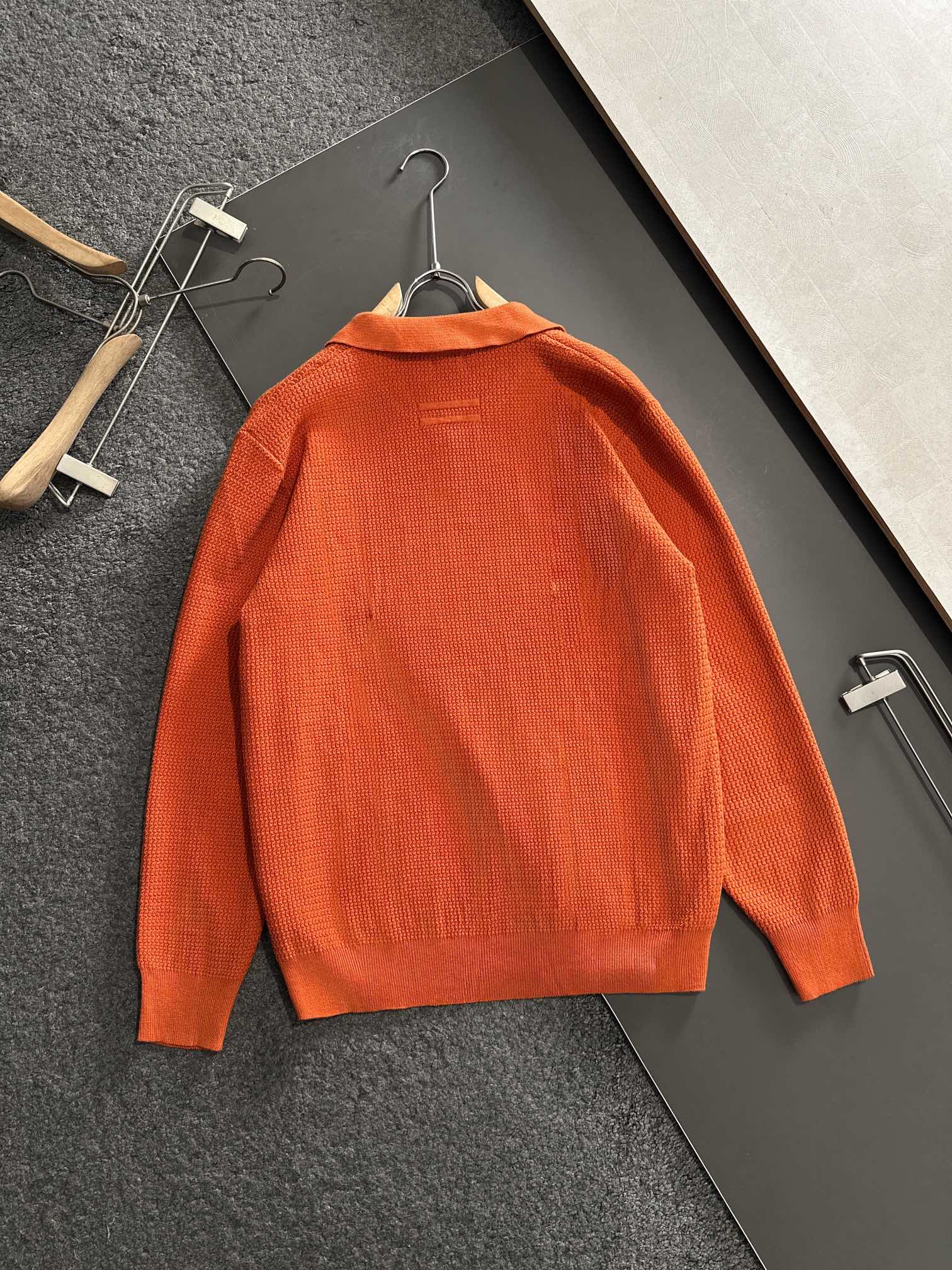 ZG 2026FW秋冬最新三叉绣标男士翻领针织衫毛衣整衣采用菠萝针织法 穿在身上看花纹并不明显近看才能领