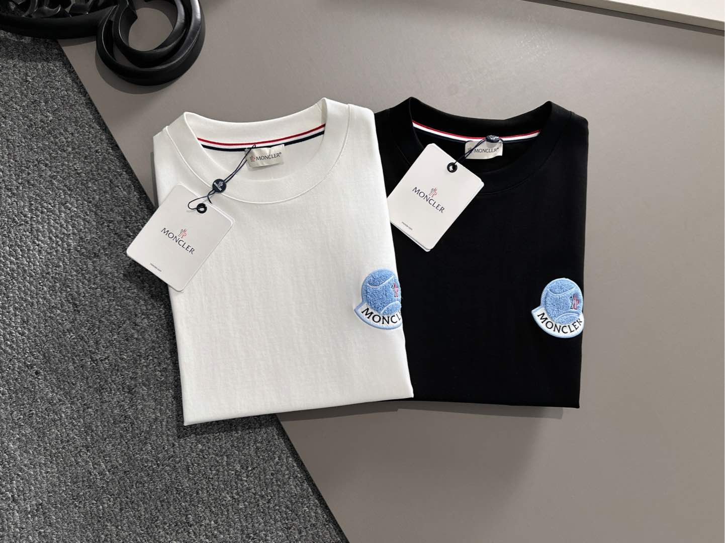 MONCRER  T恤服装,男 2