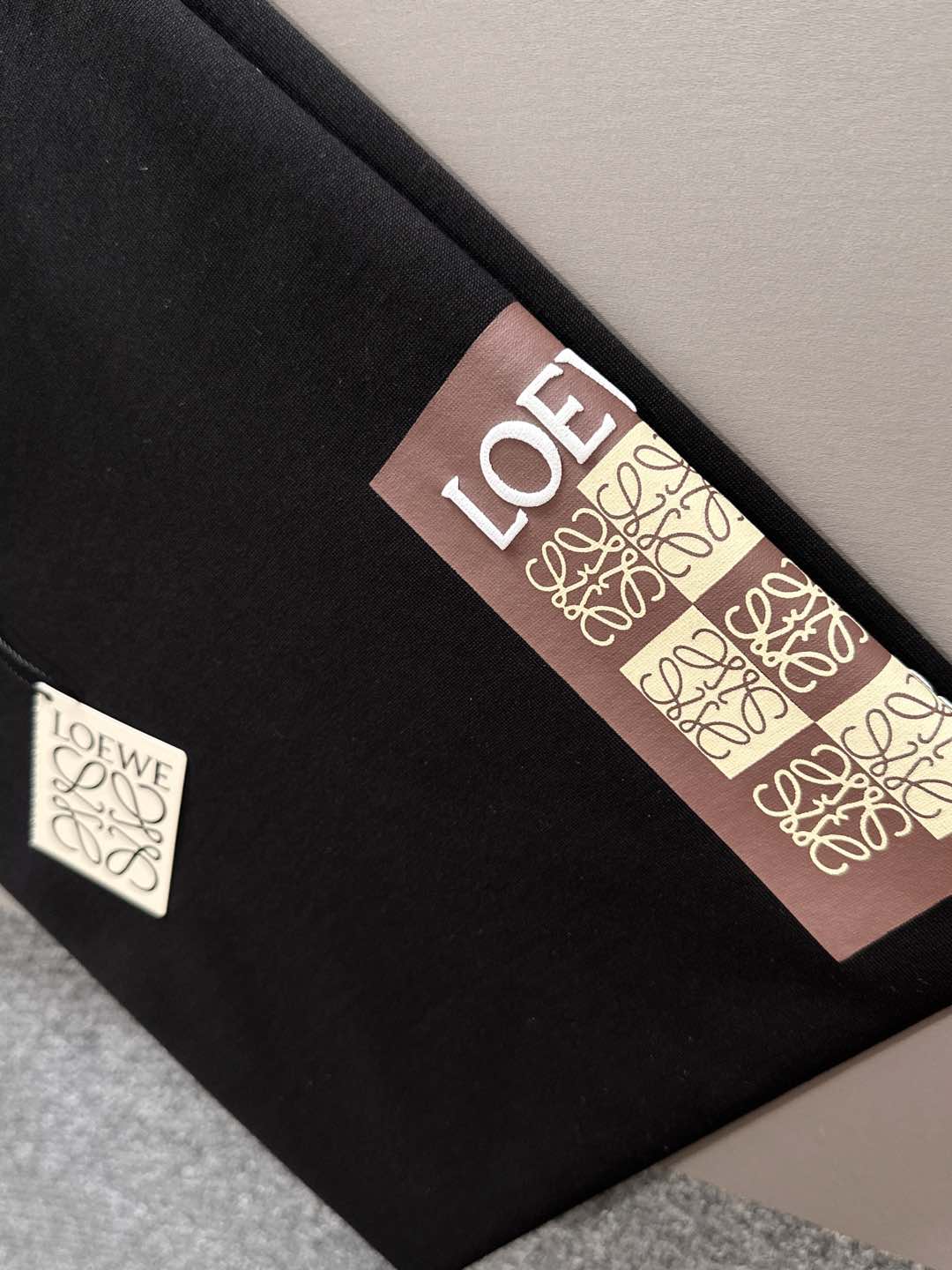 LOEWE  T恤服装,男,loewe 7