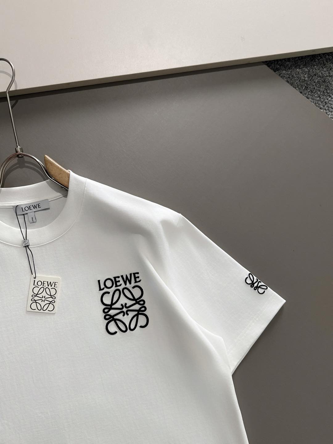 LOEWE  T恤服装,男,loewe 3