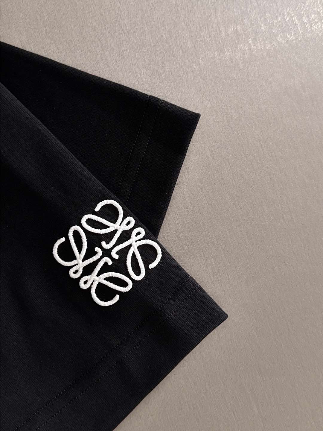 LOEWE  T恤服装,男,loewe 7