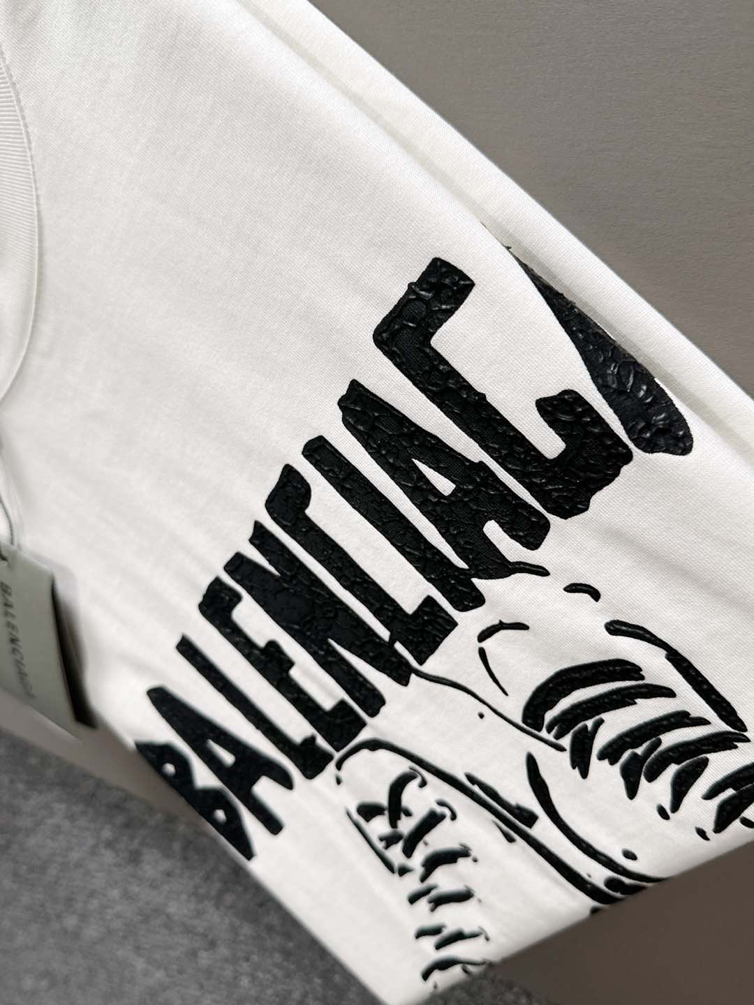 BALENCIAGA  T恤服装,balenciaga,男 8