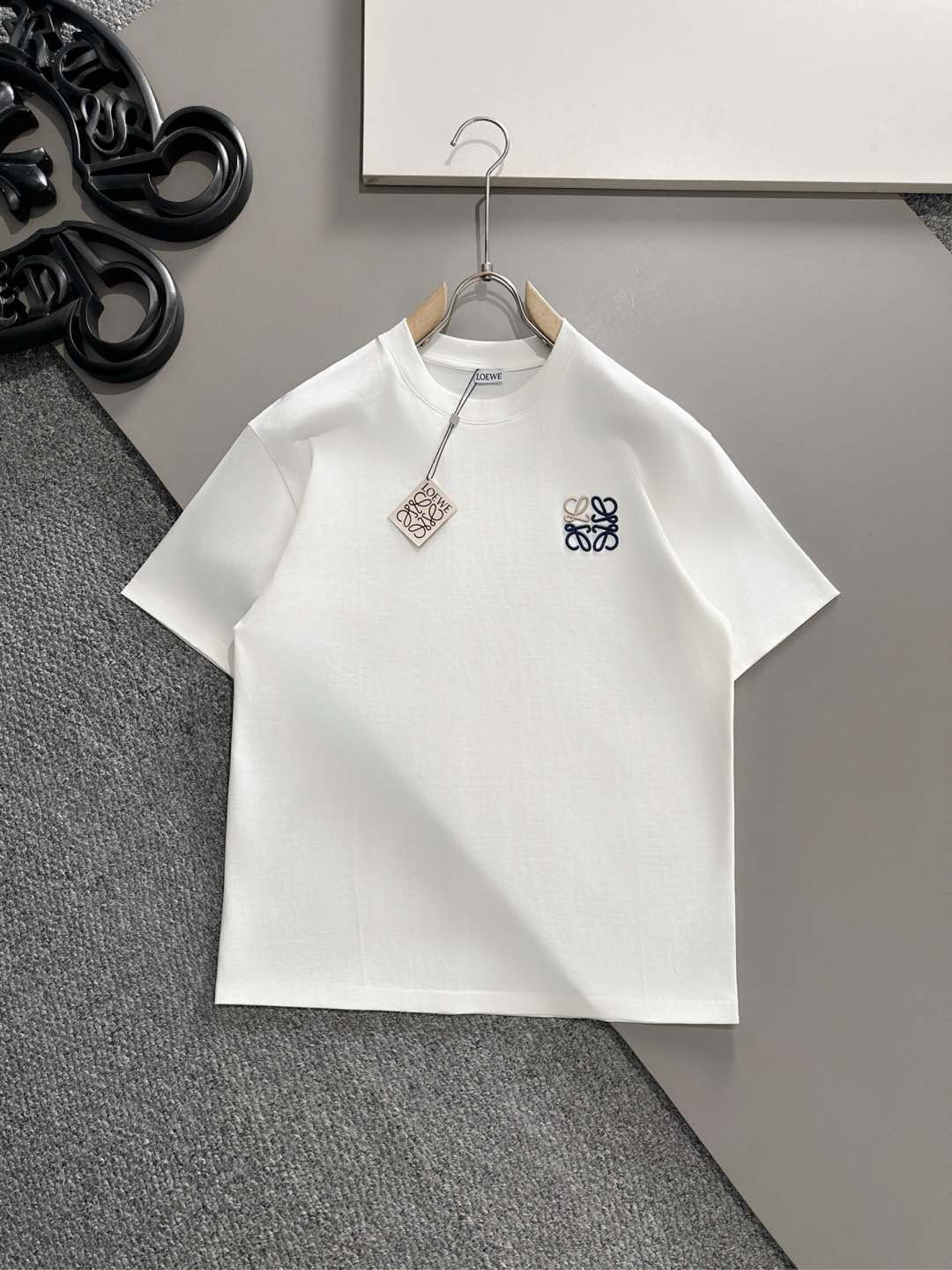 LOEWE   2025春夏新款首发专柜最新款短袖圆领T恤 高端订制 ...