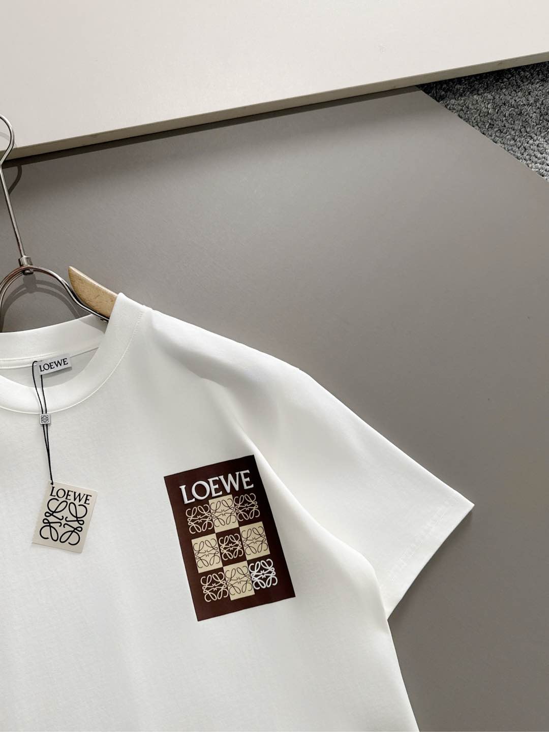 LOEWE  T恤服装,男,loewe 4