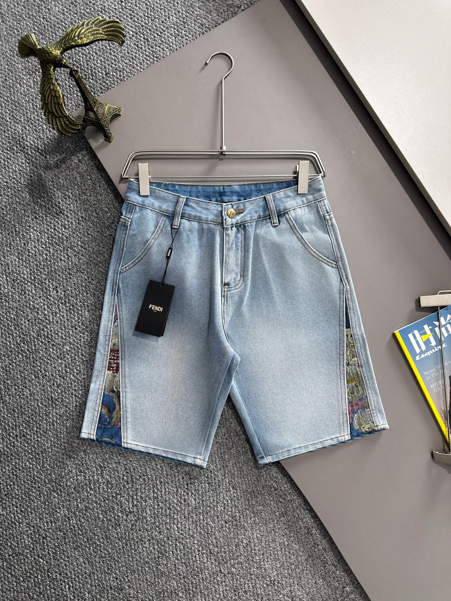Fendi 2025 nueva colección de verano, jeans cortos, confeccionados con tela de mezclilla de algodón japonesa importada …
