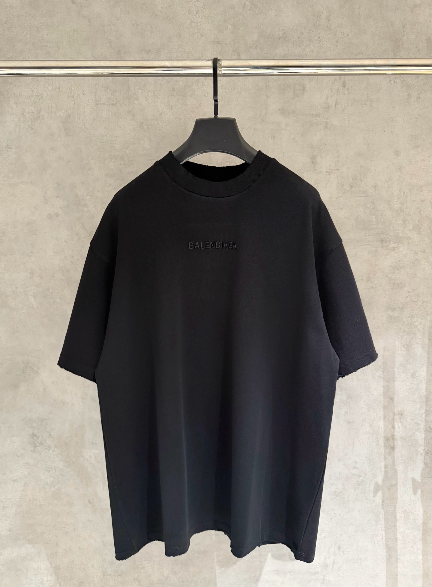P105 [Estricto control de calidad] Camiseta de manga corta bordada BLCG Balenciaga 25ss. El tejido está confeccionado e…