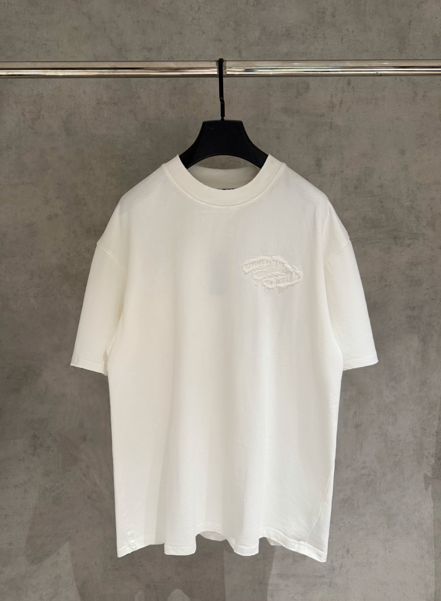 P100 [Estricto control de calidad] Camiseta de manga corta bordada BLCG Balenciaga 25ss. El tejido está confeccionado e…