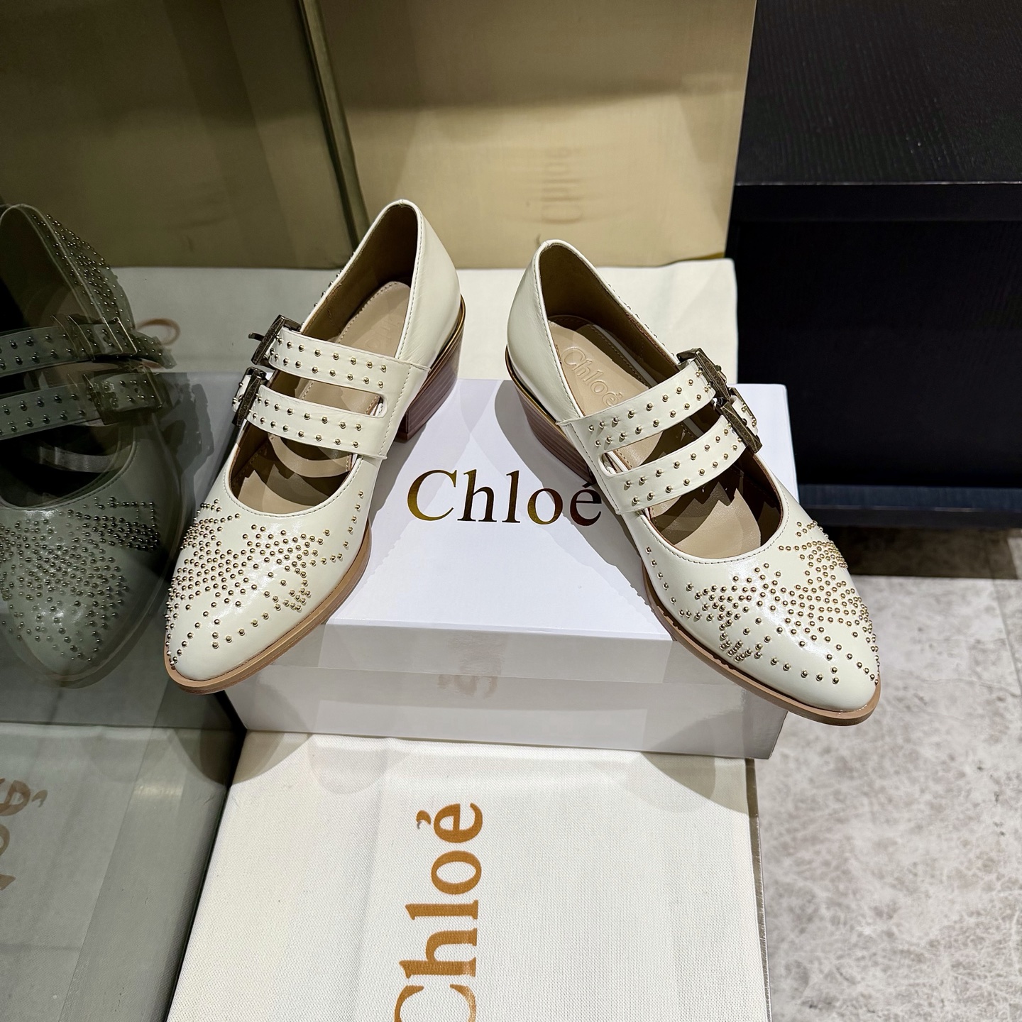 _dhx9suBnVfbizgaII8TnEV9BaonX937AGs4XFTQ