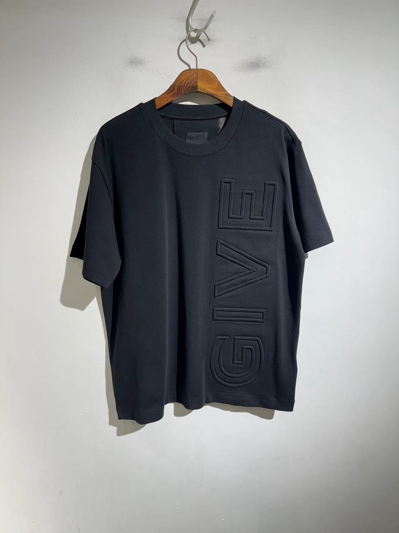 Givenchy Kleidung T-Shirt Kurzarm