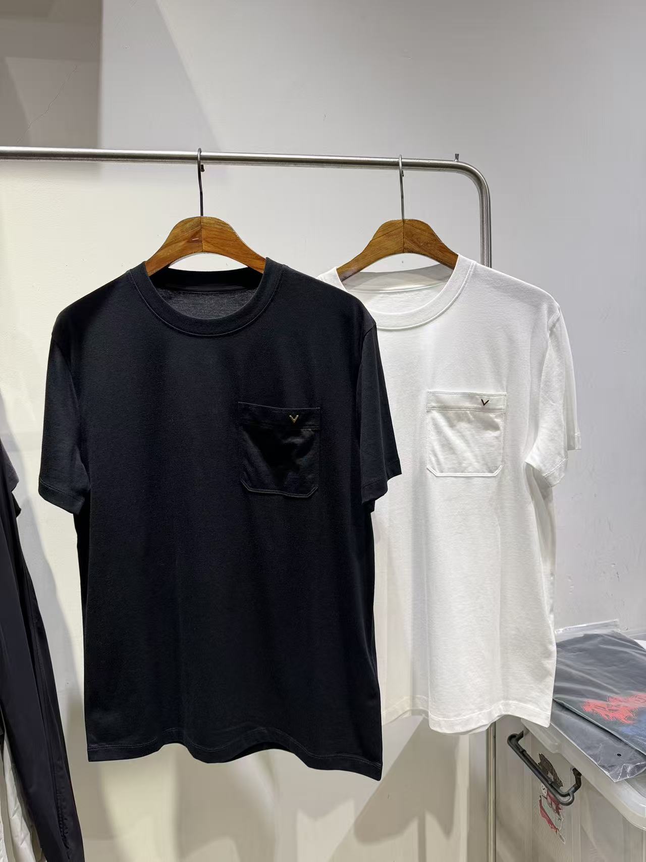 NO:924093,Absolute quality guarantee...original product, Valentino-clothing, valentino,19860909绝对品质保证…原厂出品,华伦天奴-服装,valentino,,Women's clothing