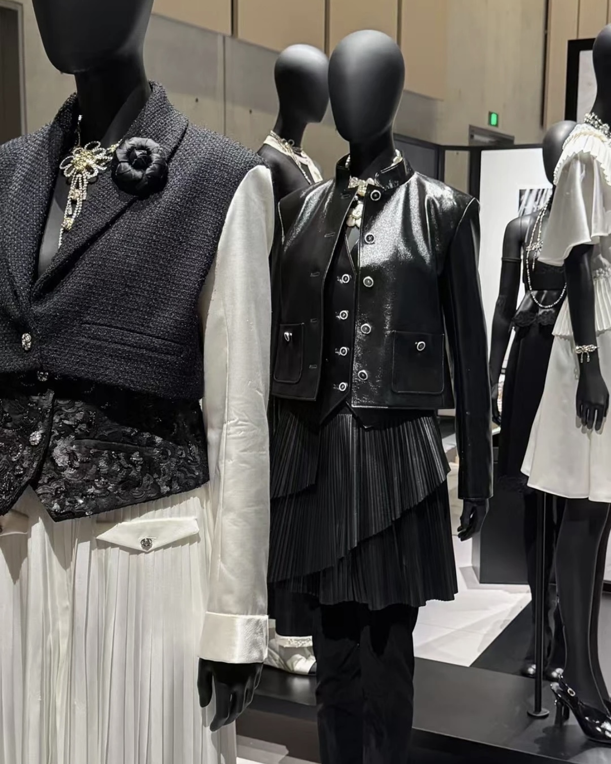 Morning and autumn, the most beautiful leather jacket - 图片 2