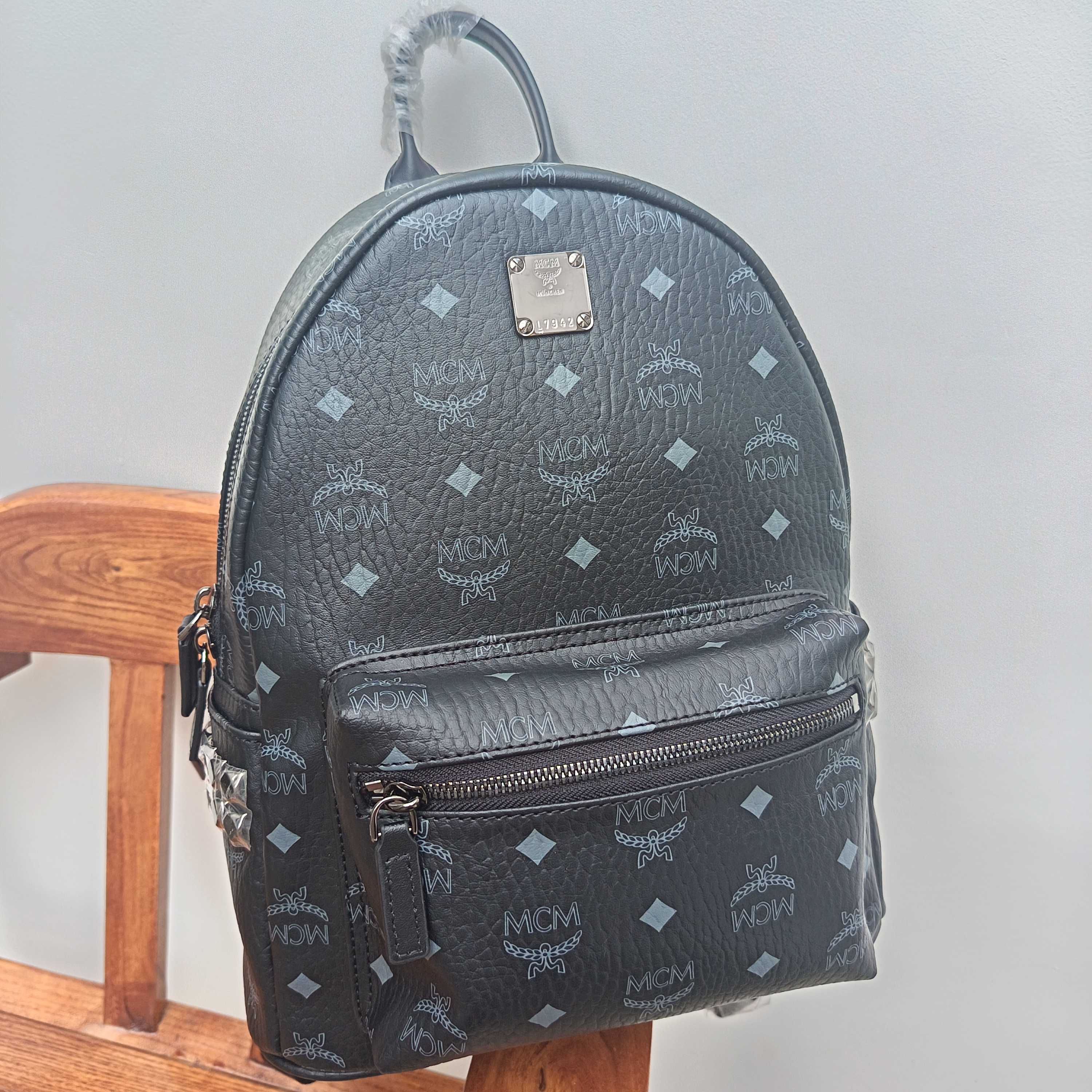 _d-z9sVhc5kgz12105dMXtb1rlx-q6InnXllNsfA