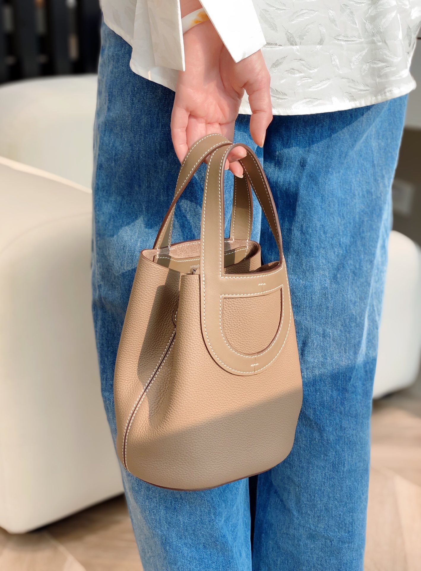 Gucci Classic Handcrafted Luxury Leather Shoulder Bag Ref 2