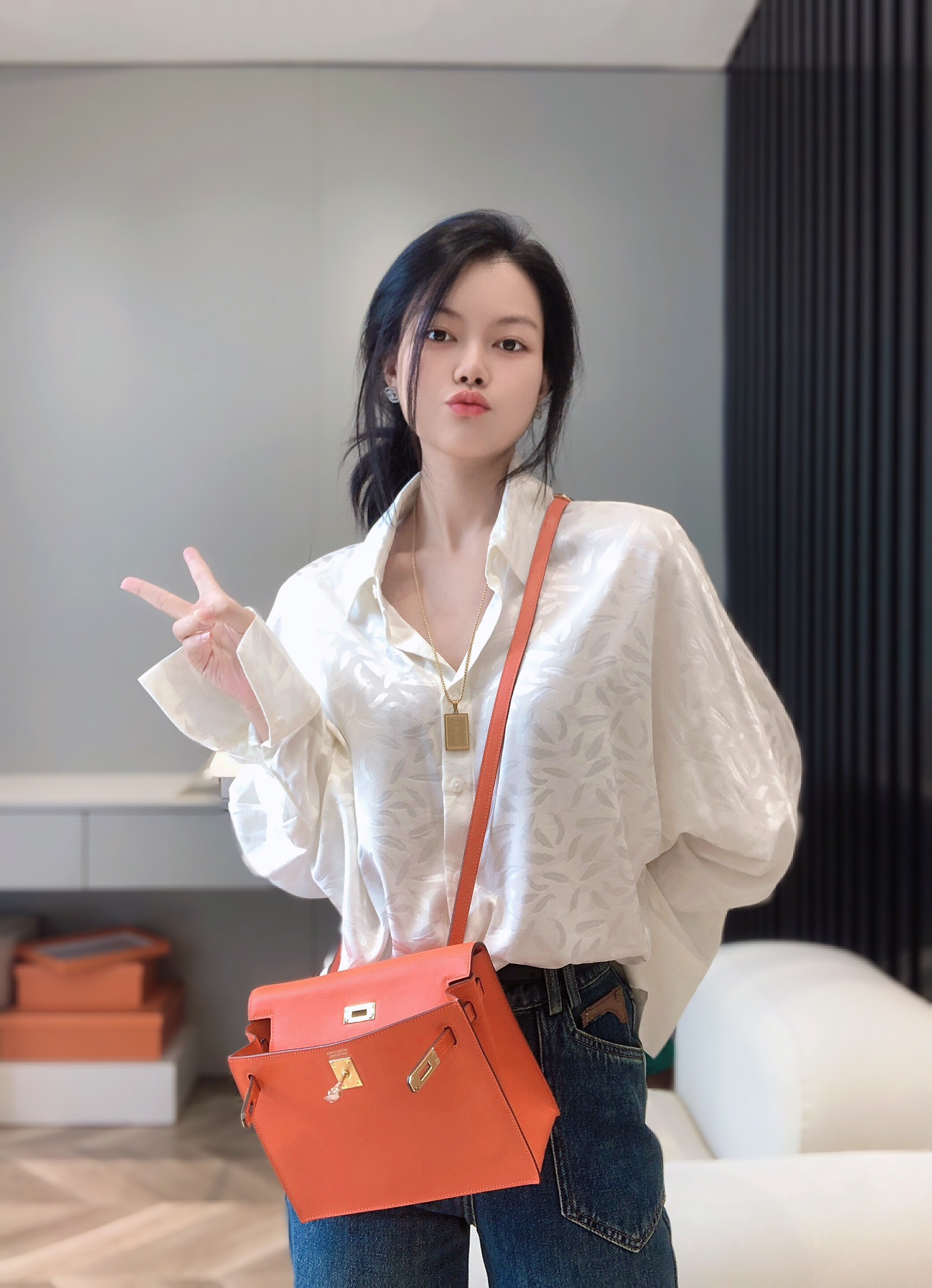 Hermès Luxury Designer Handbag Shoulder Crossbody Bag crafted in premium 4