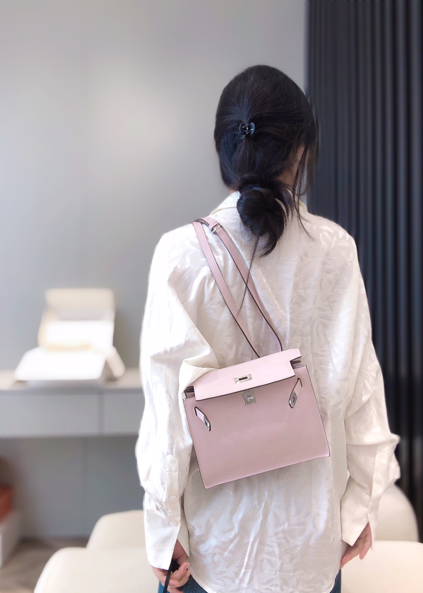 Louis Vuitton Haute Couture Classic Luxury Handbag Shoulder Crossbody 2