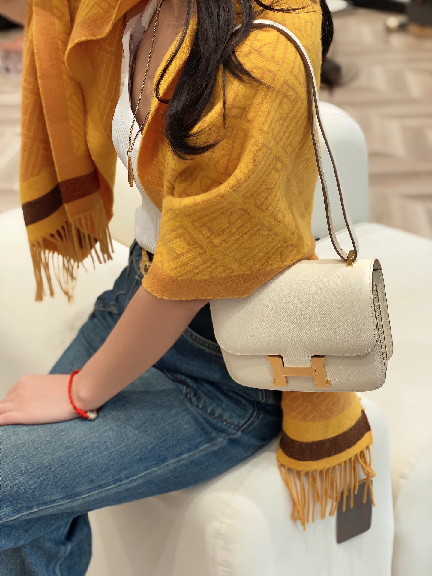 Hermès Wear it on your back and it will shine wherever you go It will make you turn heads