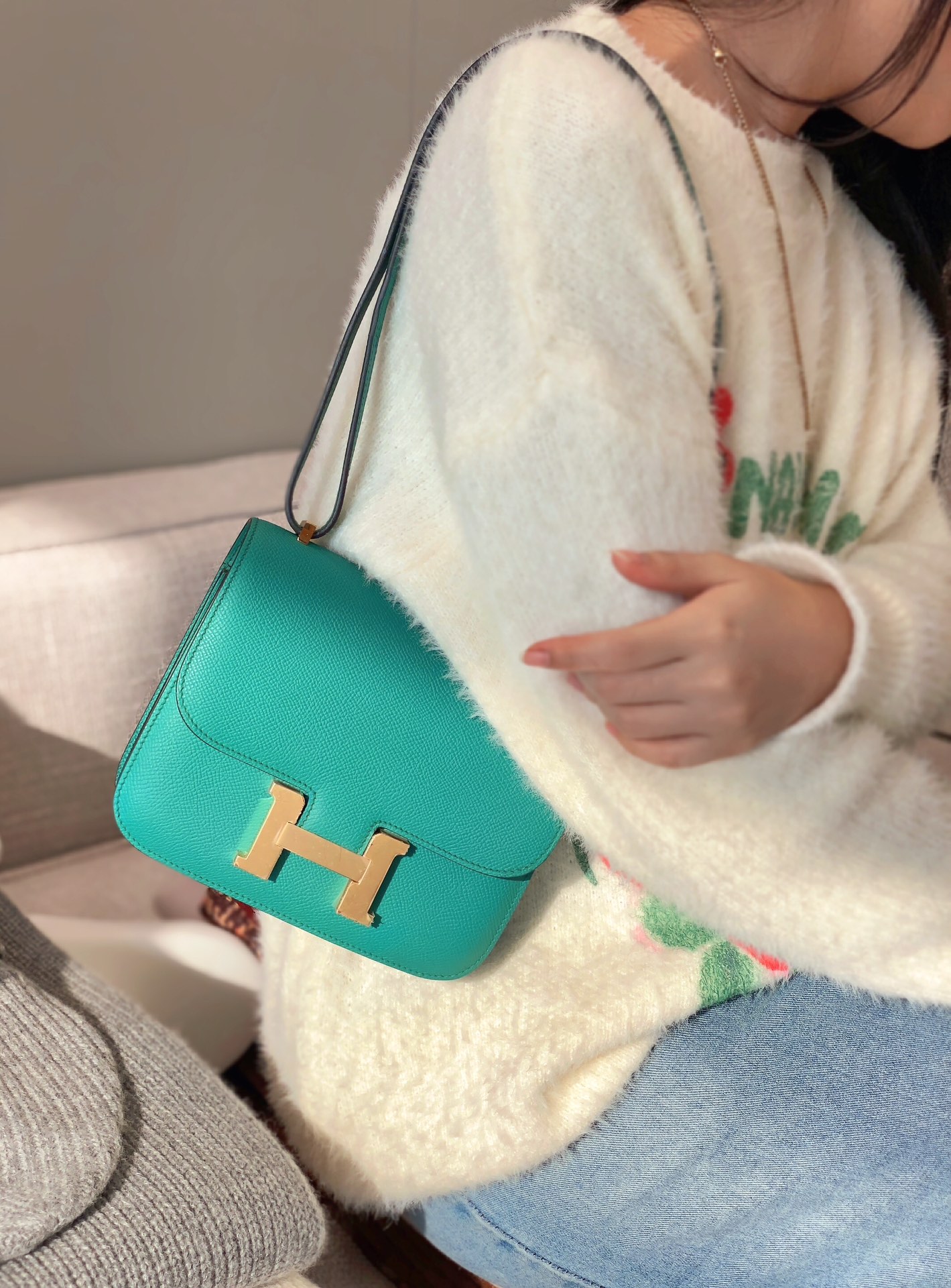 NO:700608,The rare green color highlights the individual aura and unique charm. This Verona Road really hits the center!  ,Hermes,hermes,Hermes,19860909稀有绿色彰显个性气场 独特韵味 这只维罗纳路真的戳中心巴！,爱马仕,hermes,Hermes,,Bag