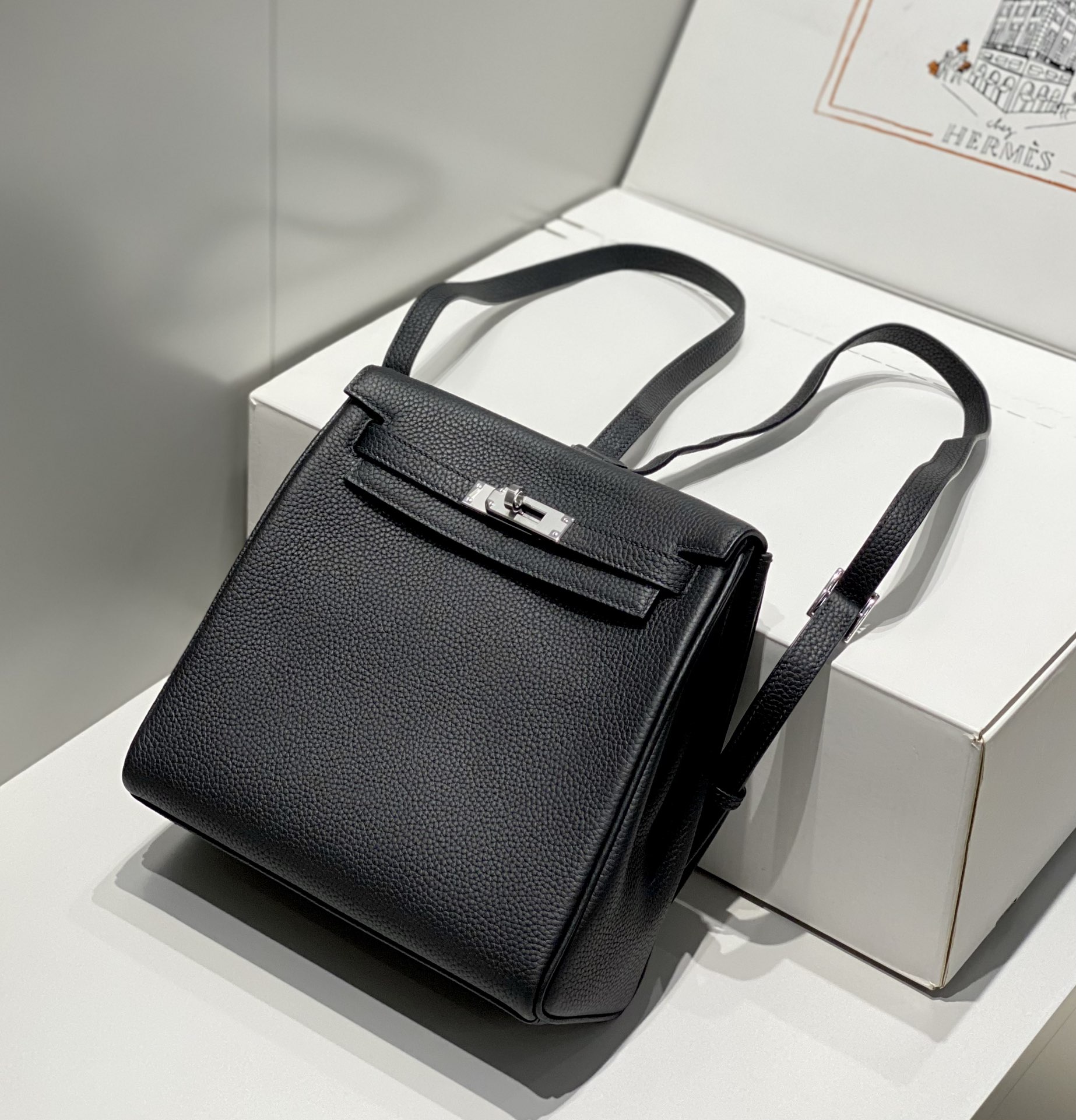 Hermès Luxury Handbag Collection 4