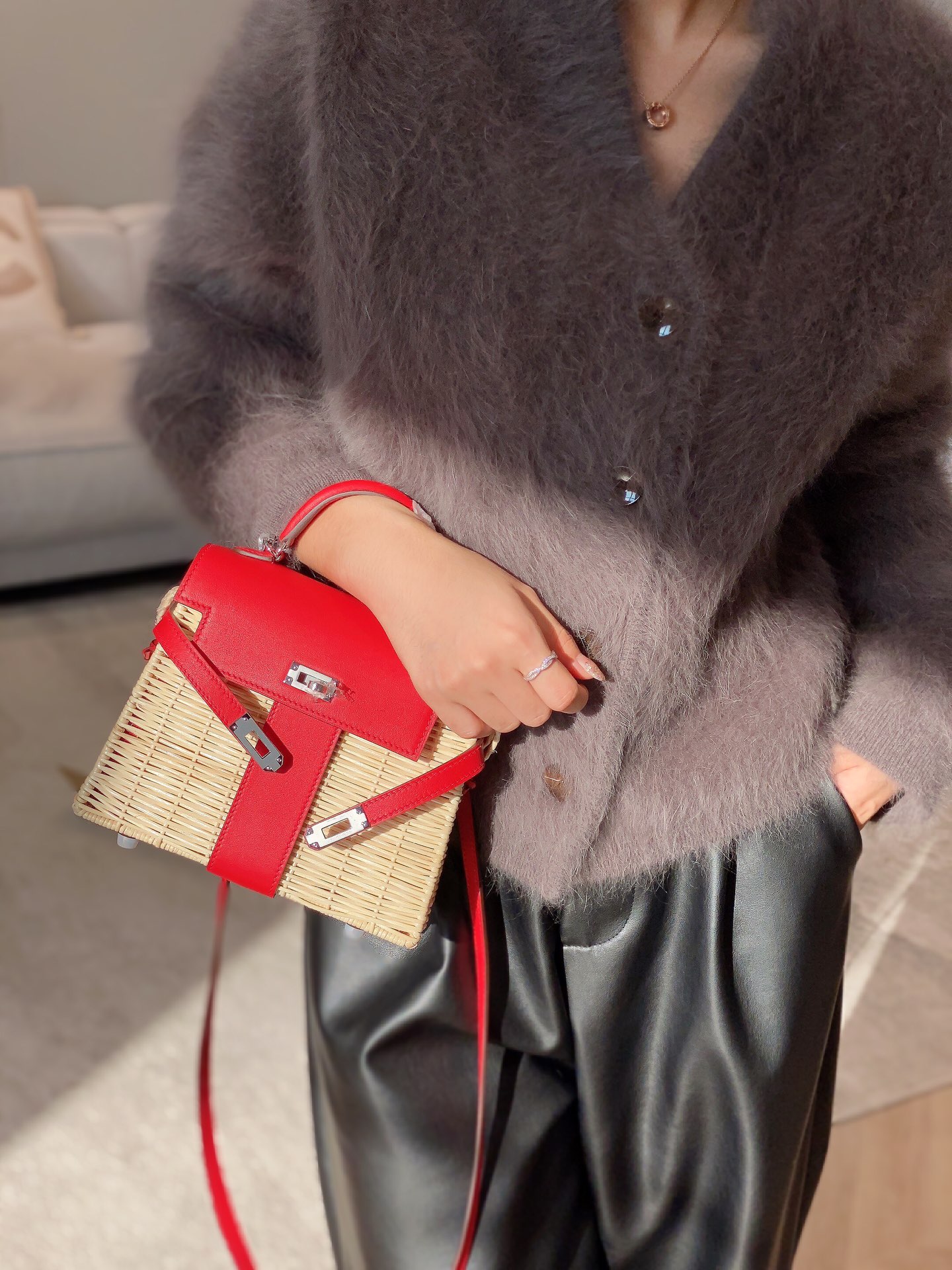 Hermès It can be a fresh pastoral style or a fashionable mix and match item
