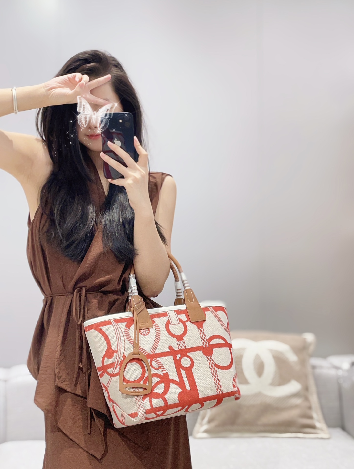 Hermès You will definitely become the center of attention at banquets, dinners and outings
