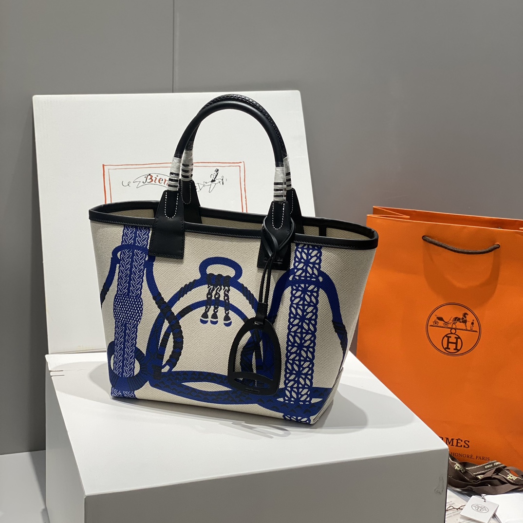 Hermès Product _dchqfPWnjq6kuMCwC3Ld2_SB6C8wwdIGR6bpl3A