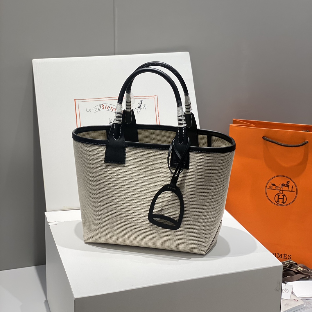 Hermès Product _d_dqfoKwaH2z4bI6jLg7S_W1JtEYyhc4vkrNC_w