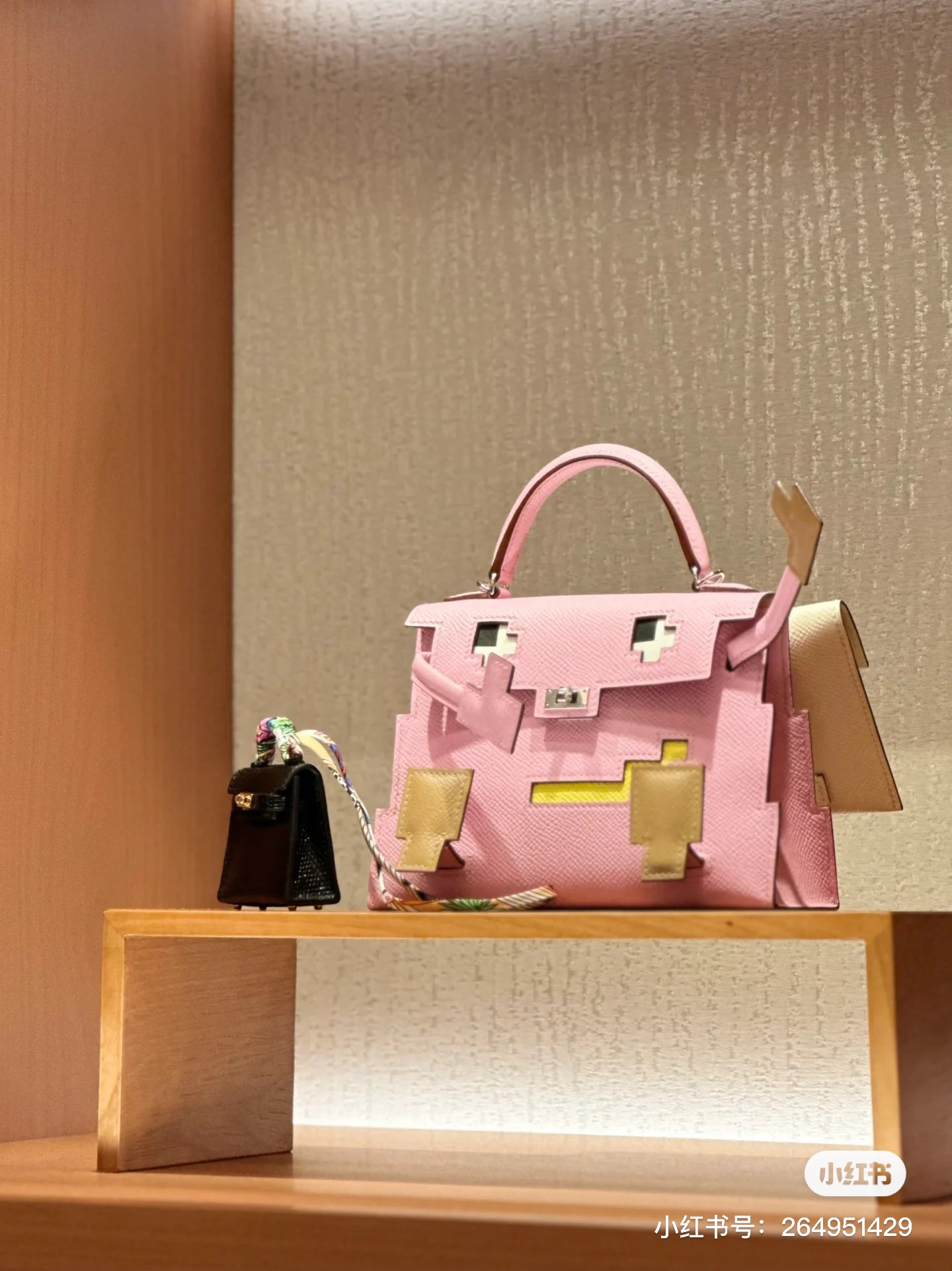 _dkJ9s6qQi1yUvi1vF0suyaVAMDUvP16Qyeu7TDw