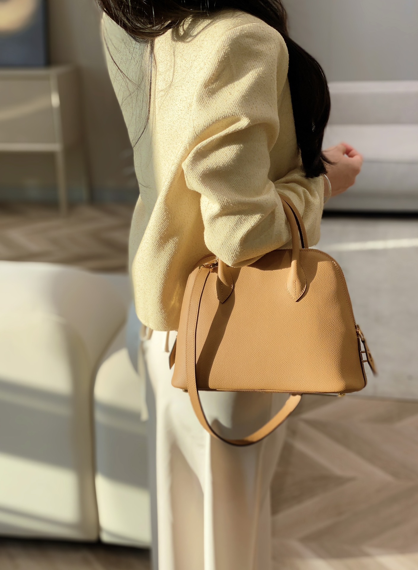 Elegant Leather Top Handle Bag - Chic Dome Satchel Handbag for Women 6 i1731141154 6135 3