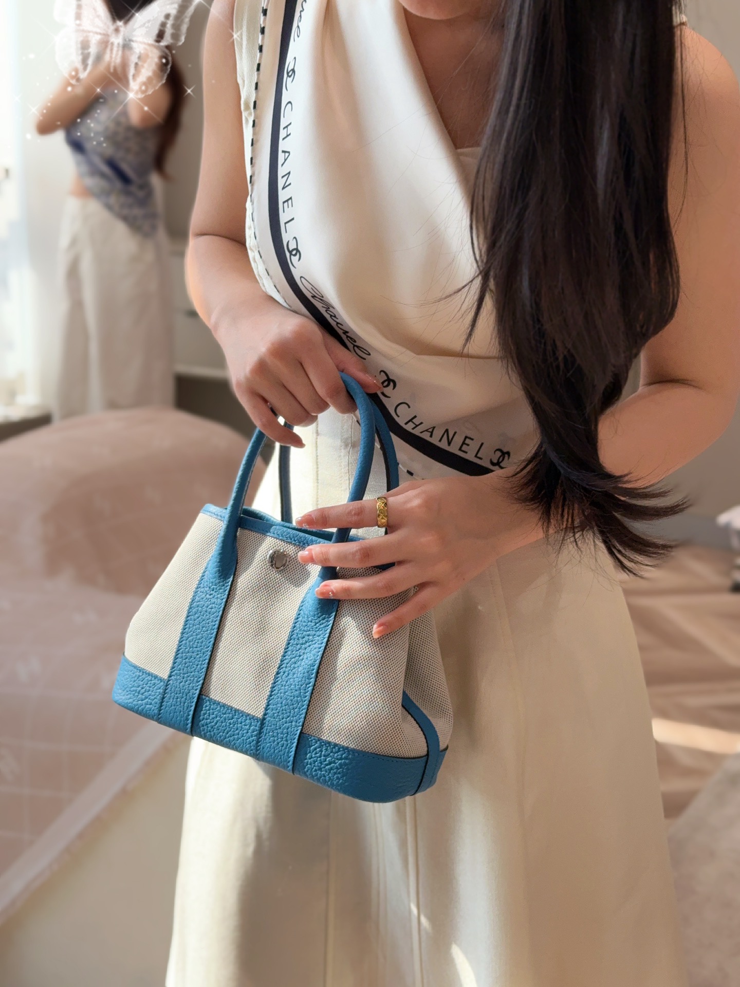 Hermès Tanzania Blue Who can say you are not fashionable enough when you carry this one on your back? The rarer the color, the more popular the b