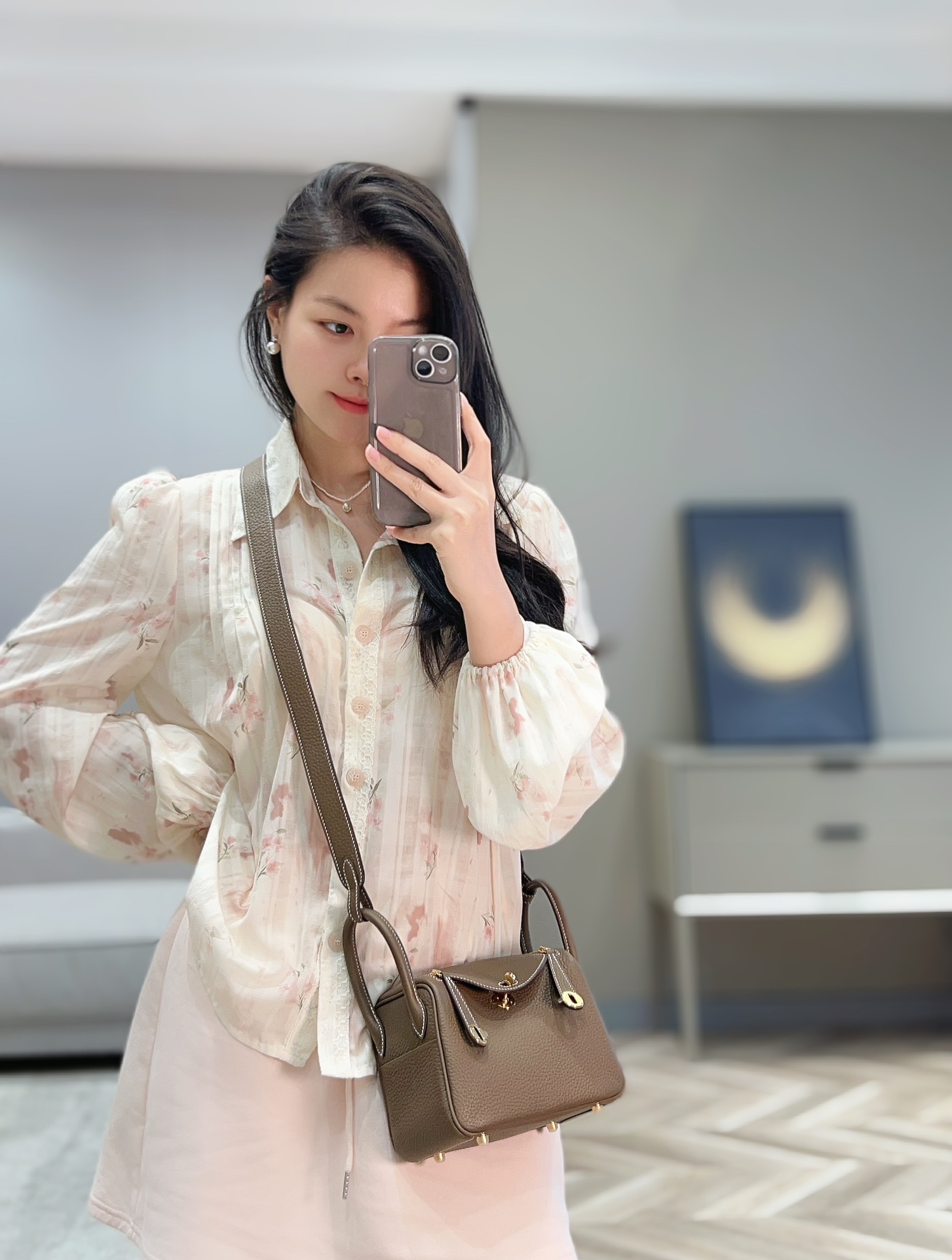 NO:754100,- Elephant Gray/Gold Buckle Mini Lindy Ready in stock, Hermes, Hermes, Hermes,19860909- 大象灰/金扣 迷你琳迪 现货秒发,爱马仕,hermes,Hermes,,Bag