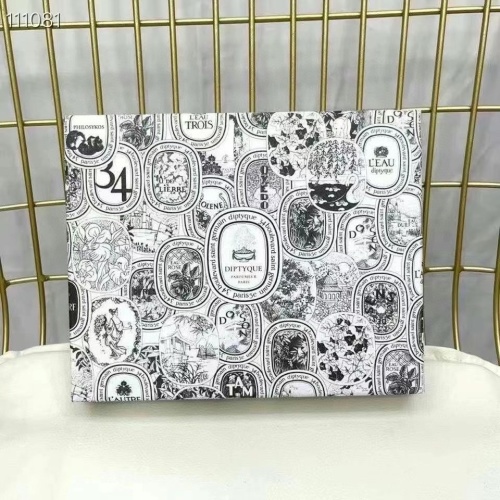 Diptyque Fragrance Discovery Set - 10ml x 4 Miniature Perfume Collection 1 Diptyque Fragrance Discovery Set - 10ml x 4 Miniature Perfume Collection