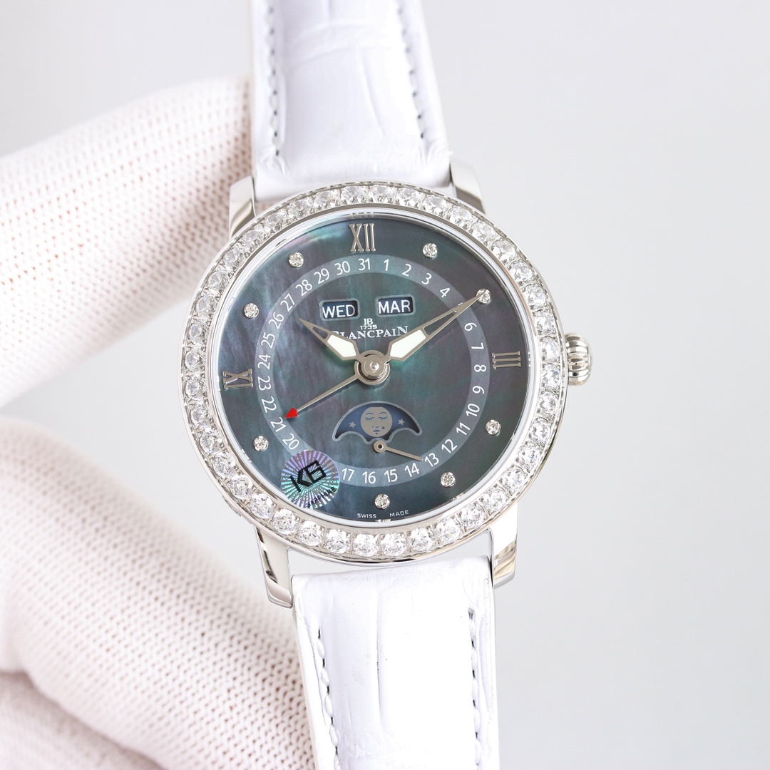 NO:143798,Crocodile skin white shell, rose gold (with diamond plus 50) Blancpain Moon Beauty Natural Fritillary Dish Women's Watch, JB Women's Clothing 3663 Full Calendar Moon Phase Watch 35mm, TwT Factory hired a watchmaker to pass countless tests in two years, and hundreds of movements were damaged during this period. From week, moon phase, to calendar, month, restore the authentic watchmaking characteristics one by one, showing its timeless charm in the same way!  A new watch is launched. The two windows at twelve o'clock show the week and month respectively. The watch's sub-dial at 6 o'clock can read the moon phase display, the middle circle indicates the date, and the edge position shows the clock!  The original size is 35mm. The front and back of the watch are made of sapphire crystal glass, the belt is imported crocodile leather, the buckle is made of the same material as the case, and the movement is equipped with a custom cal.6763 automatic winding movement, which restores the authenticity to the maximum energy level!  TwT watch factory lets you at low prices!  Buy 95% of genuine products!  Nothing can match the word 