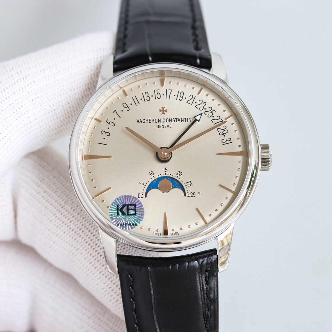 NO:144053,White shell rose gold new upgraded version Vacheron constantin Classic beauty Appreciating Vacheron Constantin Inherited Reverse Calendar Model 4010U/000R-B329. The disc design is unique, with simple and practical functions. It uses homemade Cal. R31L/1 movement with a diameter of 42.5 mm. Paired with the original Italian cowhide, it is more comfortable to wear, simple and refined without losing elegance, classic inheritance never goes out of date, vacheron, cowhide19860909白壳 玫瑰金 全新升级版Vacheron constantin 经典之美品鉴江诗丹顿传承逆跳日历款腕表 型号4010U/000R-B329.盘面设计独树一帜,功能简单实用.采用自制Cal. R31L/1机芯 直径42.5毫米 .搭配意大利牛皮原装表扣,佩戴更舒适,简敛精致不失优雅,经典传承 永不过时,,vacheron,cowhide,Watch
