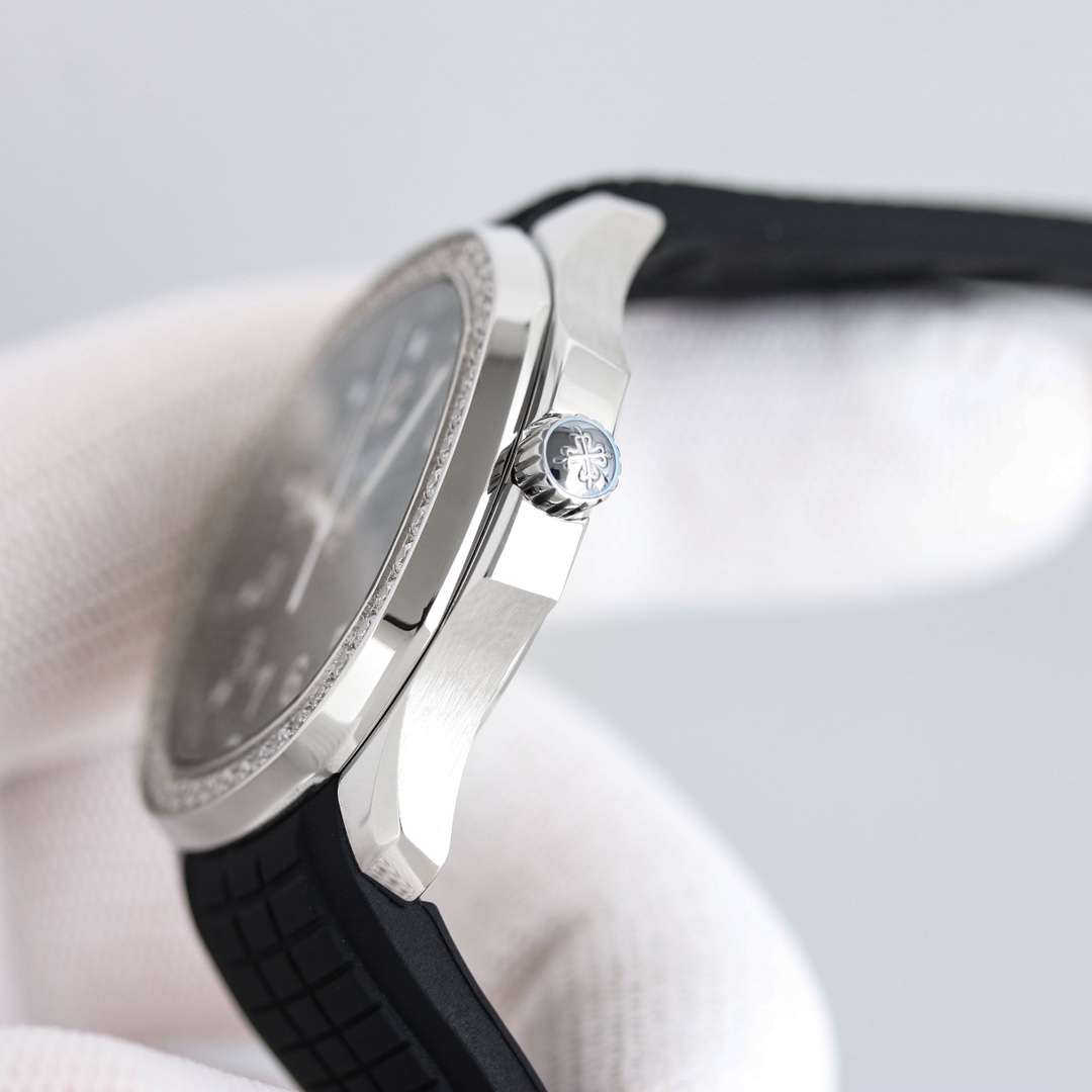 Aquanaut Luce Series 1725: Modern Recreational Fashion with Elegant Design and Diamond Accents - 图片 7
