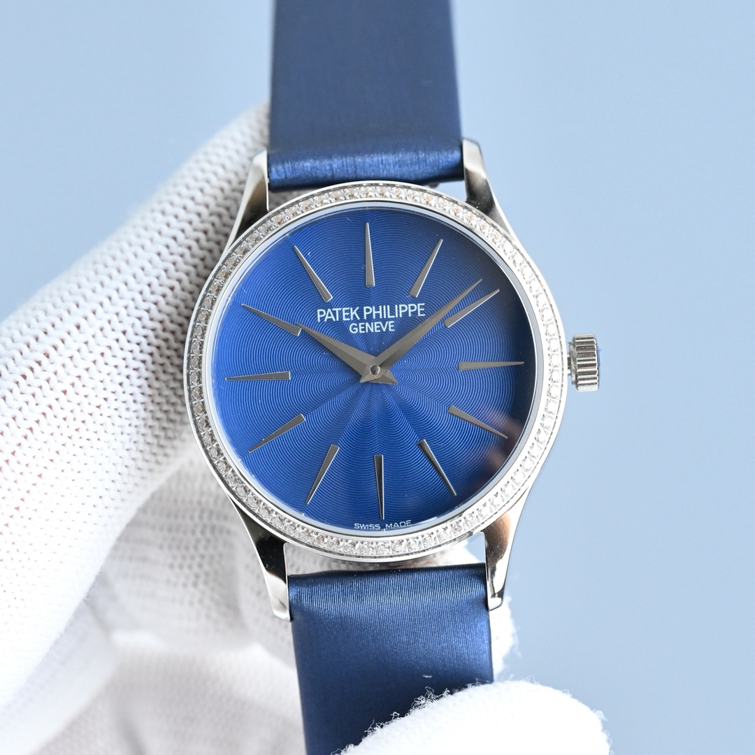New Female Emerald Table Series – 4897 Wristwatch: Classic Charisma with Superior Quality.