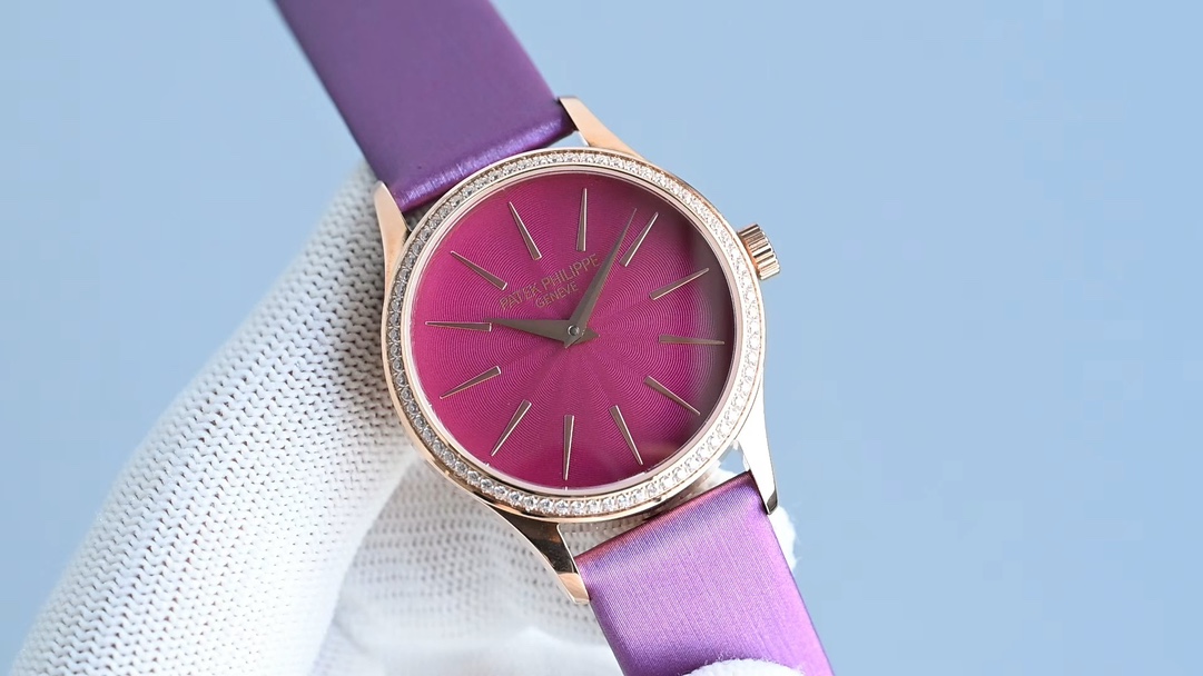 New Female Emerald Table Series – 4897 Wristwatch: Classic Charm with Modern Features