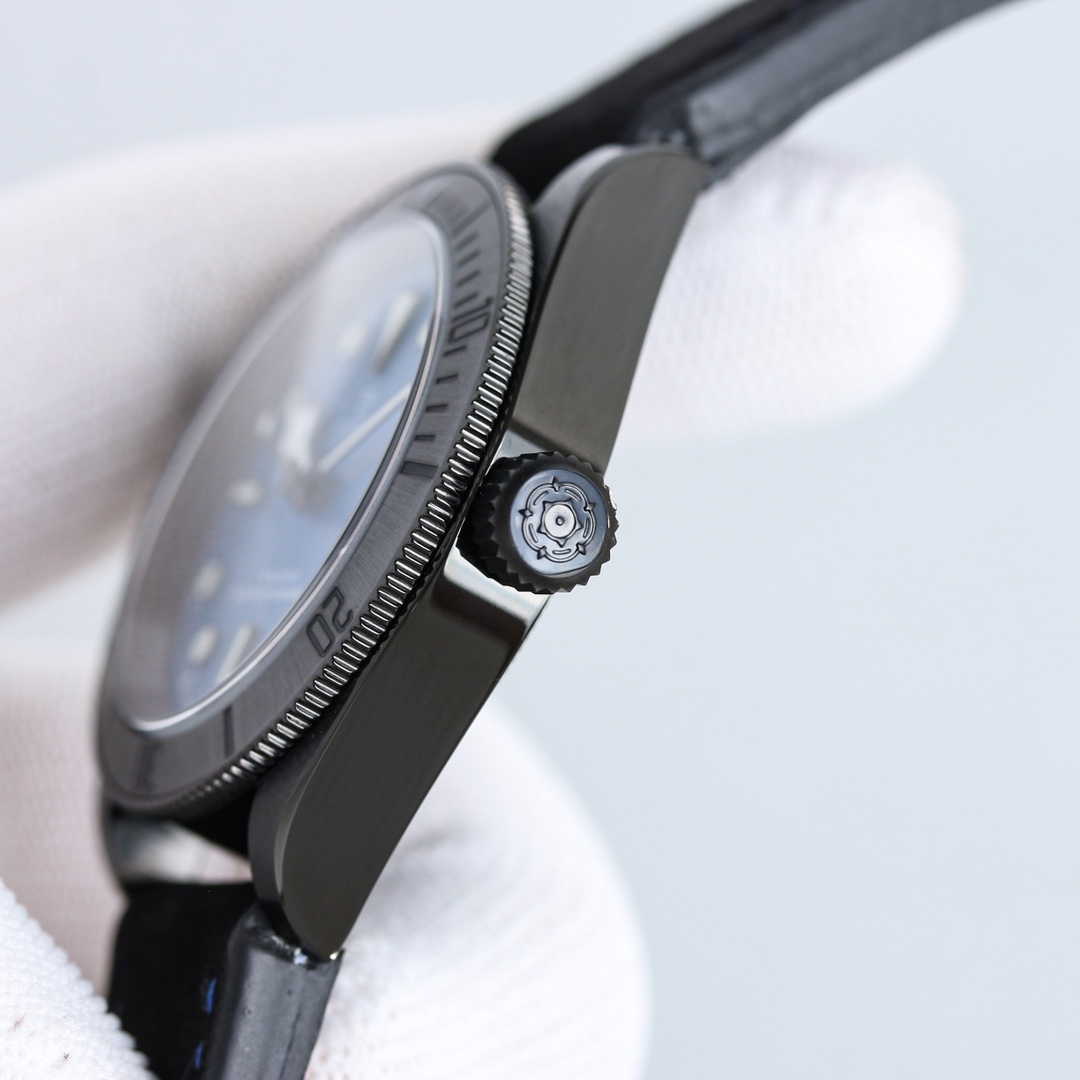 Tudor Black Bay Dark Blue Dial Men's Watch Leather Strap 41mm 6 i1747918161 646 6