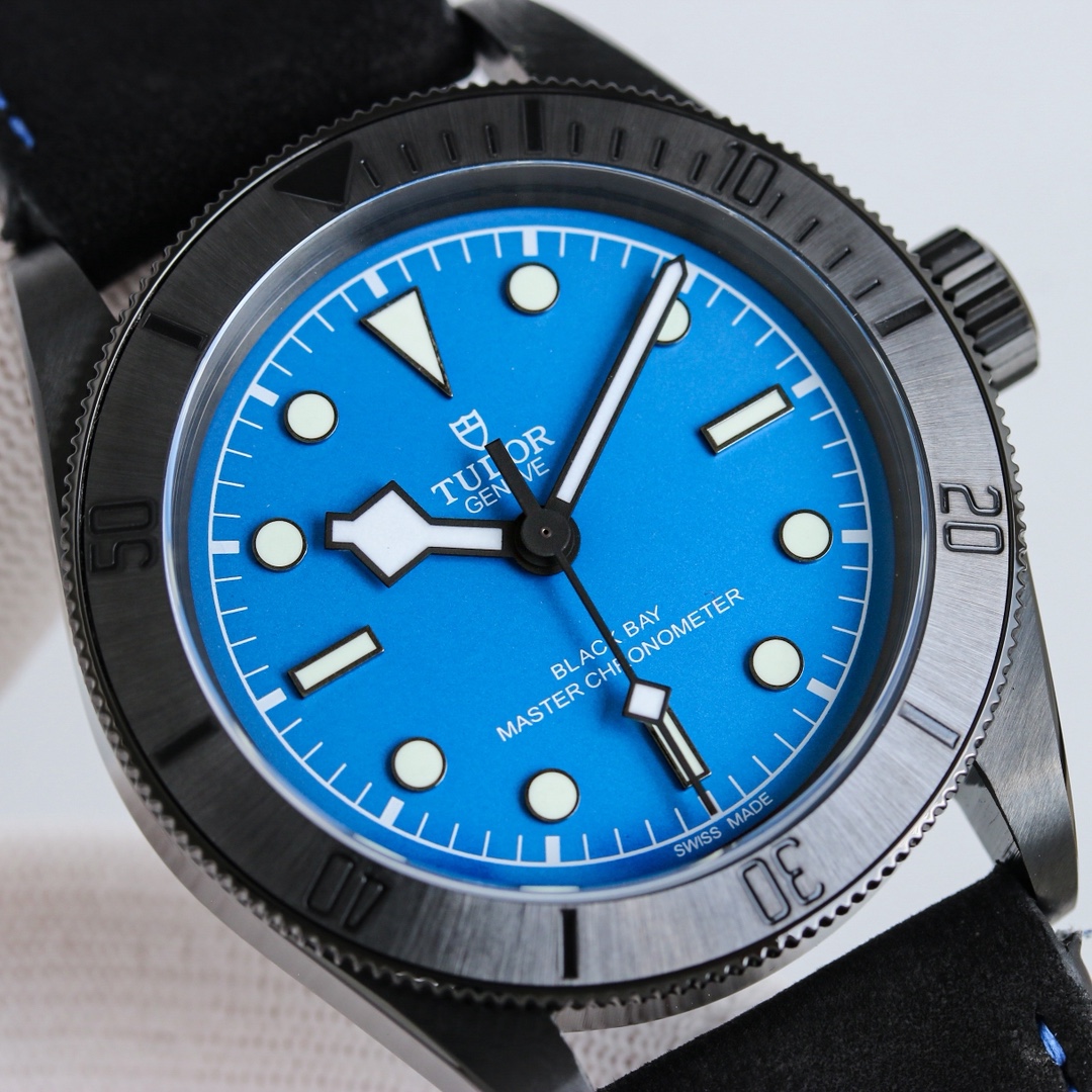 Tudor Black Bay Dark Blue Dial Men's Watch Leather Strap 41mm 5 i1747918161 6511 8