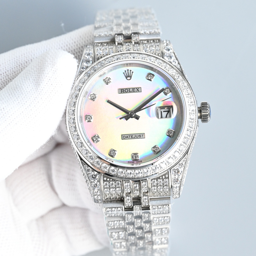 NO:389654,Full diamond unified price, the highest version of bright high-definition real shot (the sparkling effect is better under the light) New color modification!  Log full diamond style!  !  41mm diameter!  Suitable for both men and women!  Adopt fully automatic Meyouda imported mechanical movement!  Rolex luxury 18k nanotechnology!  5 sets of full diamond original watch straps!  2300+ AAA zircons are carefully crafted!  Identify the inlaying process not the ordinary drilling process on the market!  !  (Not human factors dropping the drill within 5 years for free) Make the light shining effect better!  Best gift gifts!  Brand new with 5 sets of full-diamond steel belts!  41mm original size, (pure imported movement! Non-artificial warranty for 5 years), sapphire anti-scratch glass mirror, 18k vacuum plating will never fade, the best luxury recommendation for gifts!  !  ,,rolex19860909满钻统一价 璀璨最高版本高清实拍（灯光下闪耀效果更佳） 全新配色改装！日志满钻款！！41mm直径！男女均适合佩戴！采用全自动美优达进口机械机芯！劳力士奢华18k纳米技术！5组满钻原装表带！2300+颗AAA锆石精心打造！认准镶嵌工艺非市面上贴钻普通工艺！！（非人为因素5年内掉钻免费补钻）使的灯光下闪耀效果更佳！送礼最佳！全新搭配5组满钻钢带！41mm原装尺寸,（纯进口机芯！非人为质保5年）,蓝宝石防刮花玻璃镜面,18k真空电镀永不掉色,送礼最佳奢华推荐！！,,rolex,Watch